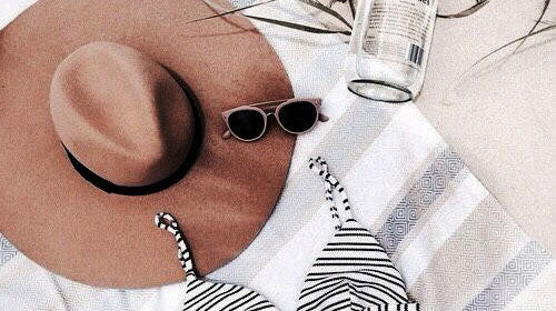 Beach Travel Essentials - Ciceroni