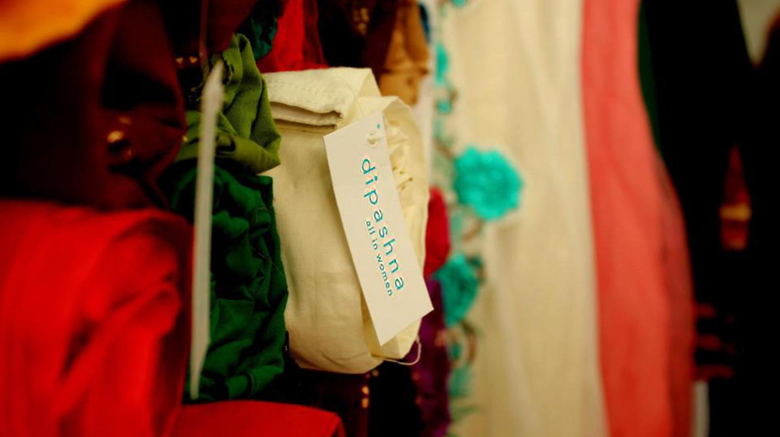 DIPASHNA – SIZE NO BAR - Ciceroni