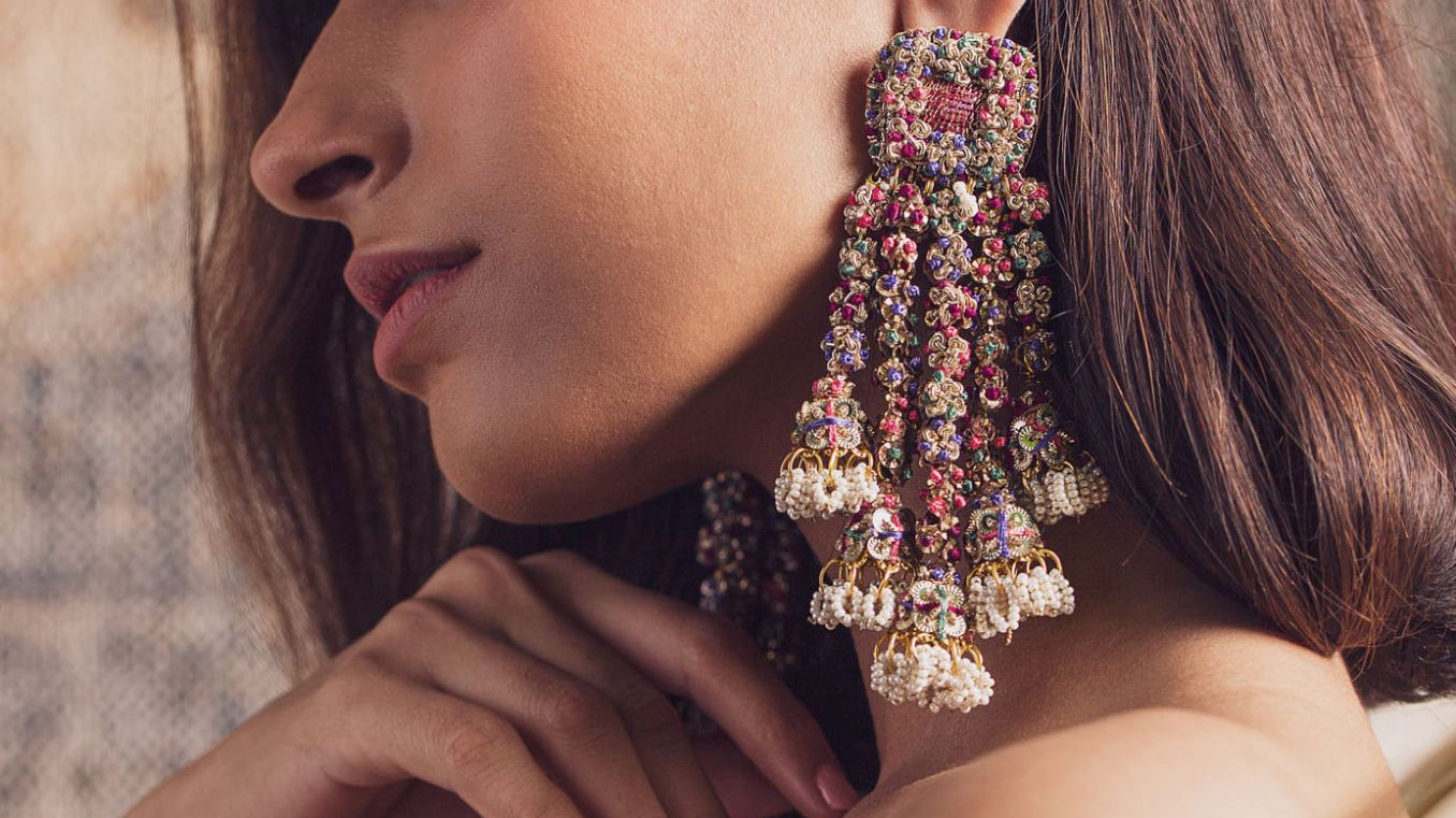 Fashion Essentials to Ace Styling Through Indian Monsoon - Ciceroni