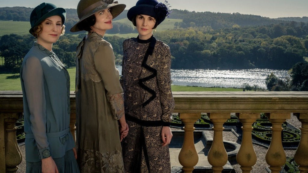 Hand-embroidery to Shimmer – Trend Spotting at FDCI India Fashion Week Spring|Summer 2020 - Ciceroni