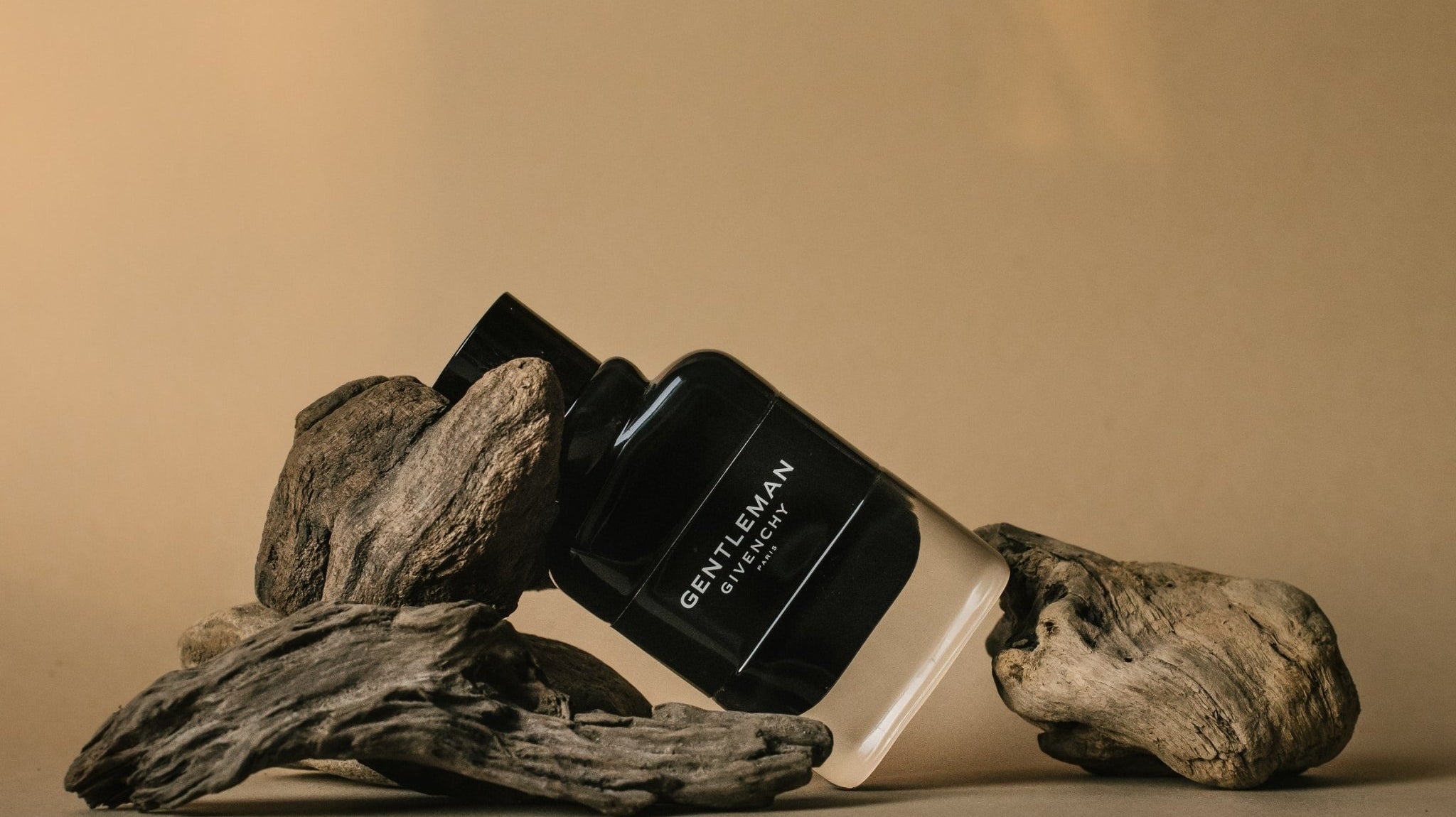 Nine Memorable Fragrances For Men in 2022 - Ciceroni