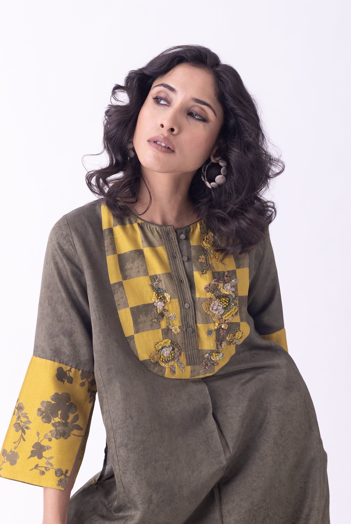 Aari Kurta - CiceroniKurta, Festive WearShades of India