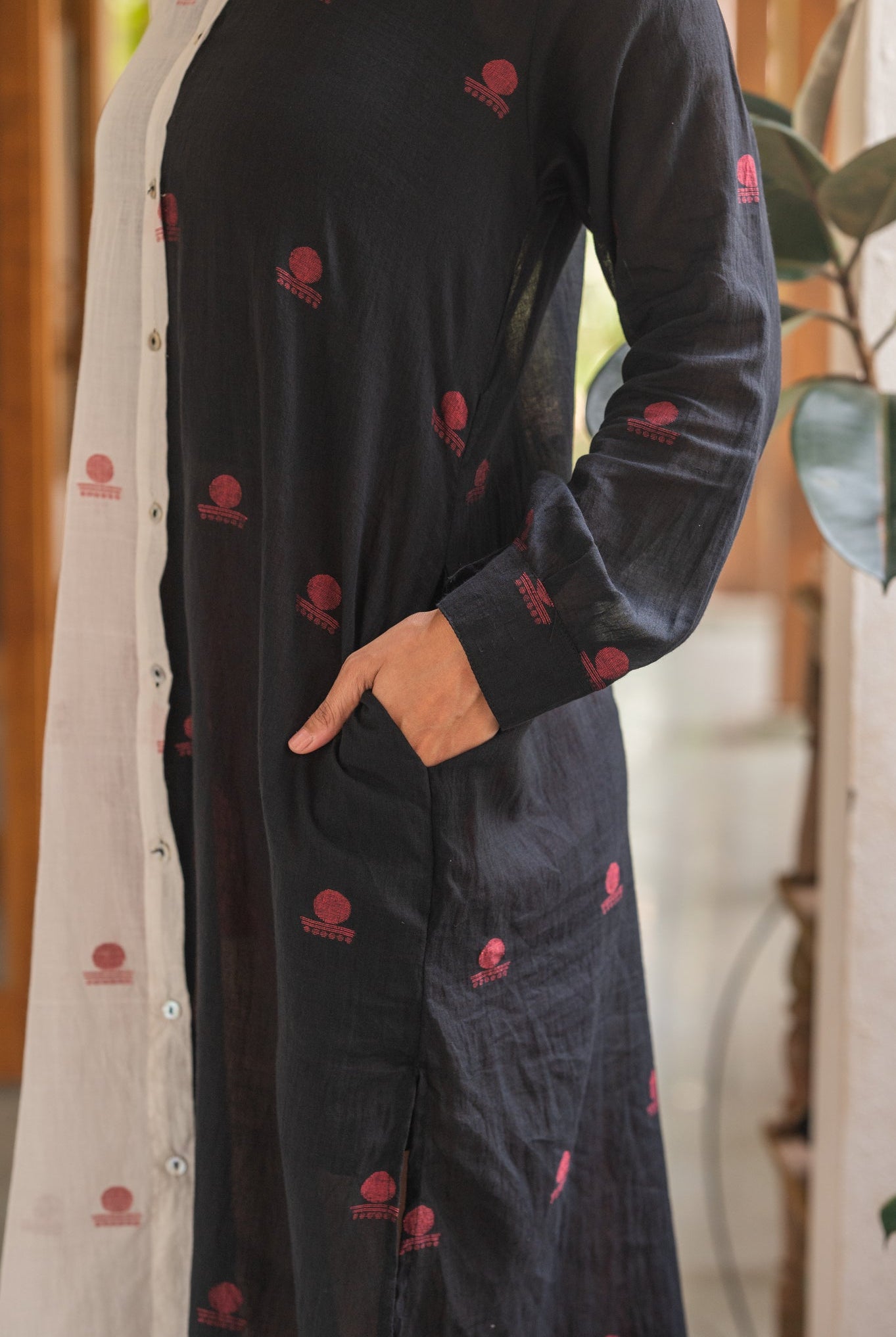 Aastey Black and White Jamdani Shirt Dress - CiceroniDressesPrathaa