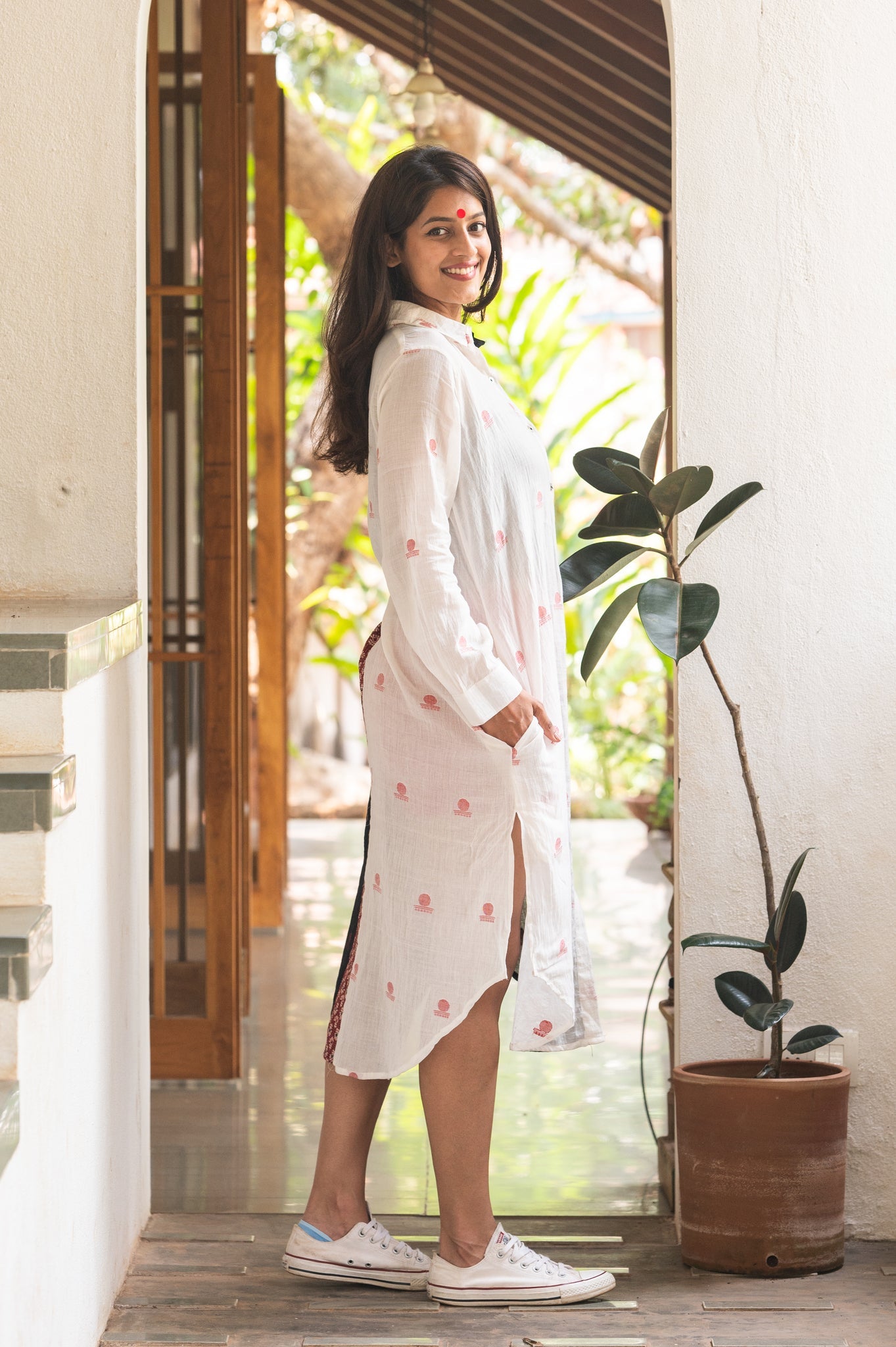 Aastey Black and White Jamdani Shirt Dress - CiceroniDressesPrathaa