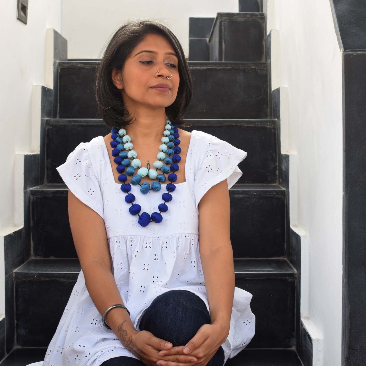 Aditi neckpiece - Blue - CiceroniNecklacePaulami