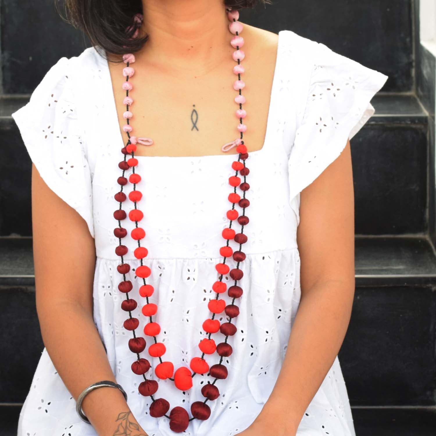 Aditi neckpiece - Red - CiceroniNecklacePaulami