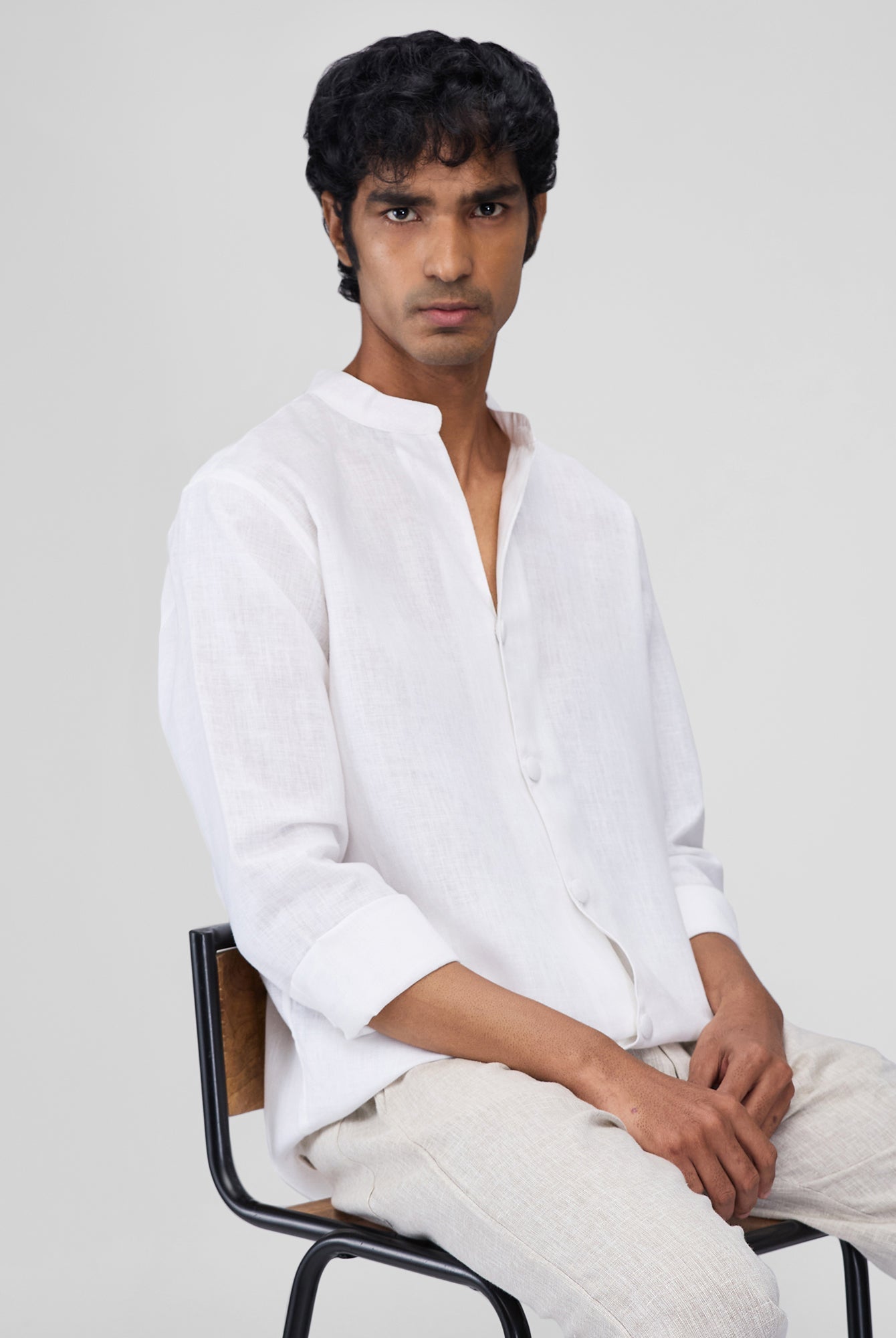 Airavat Mandarin | White 100% Linen Shirt - CiceroniMen Shirtsbhrāta