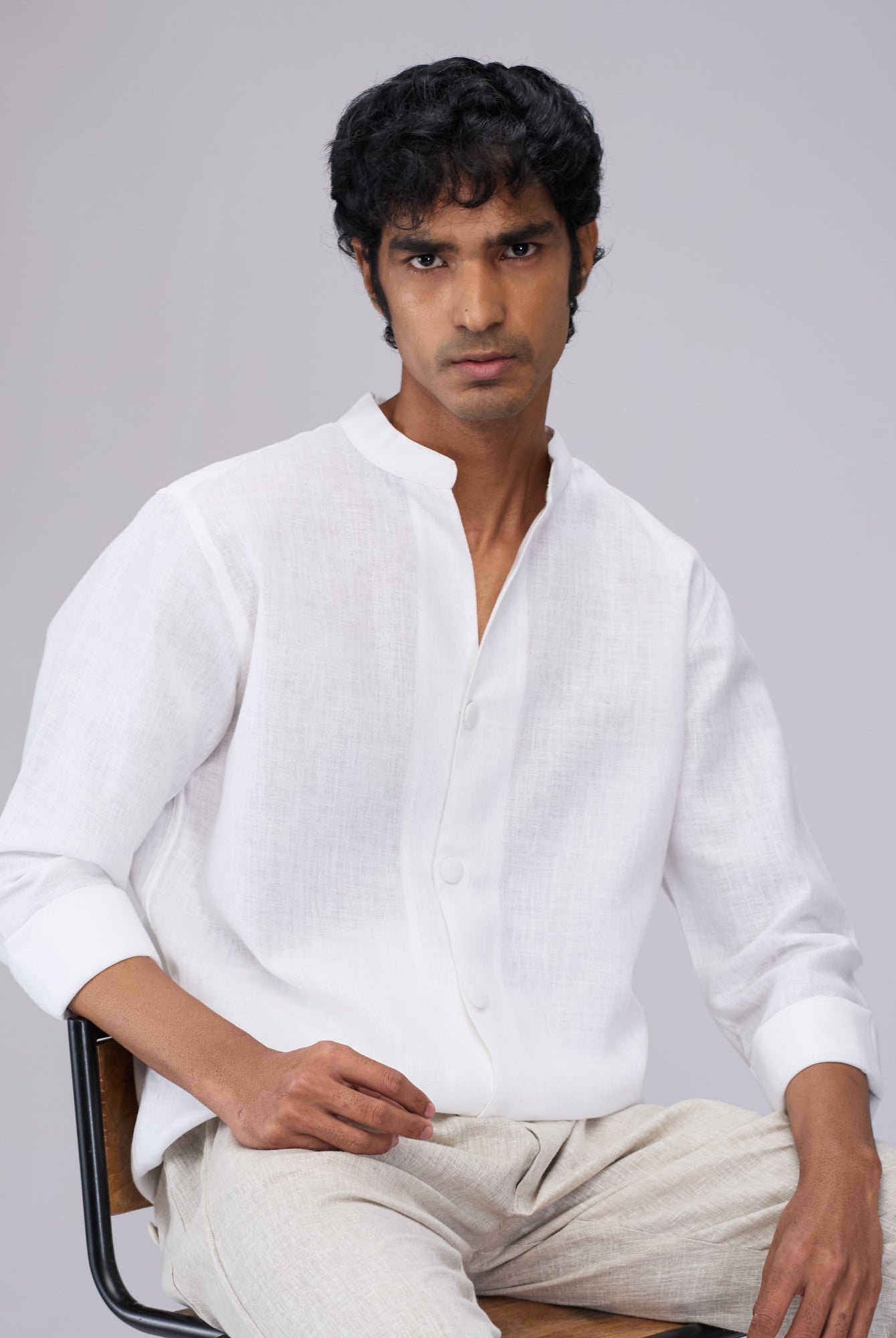 Airavat Mandarin | White 100% Linen Shirt - CiceroniMen Shirtsbhrāta