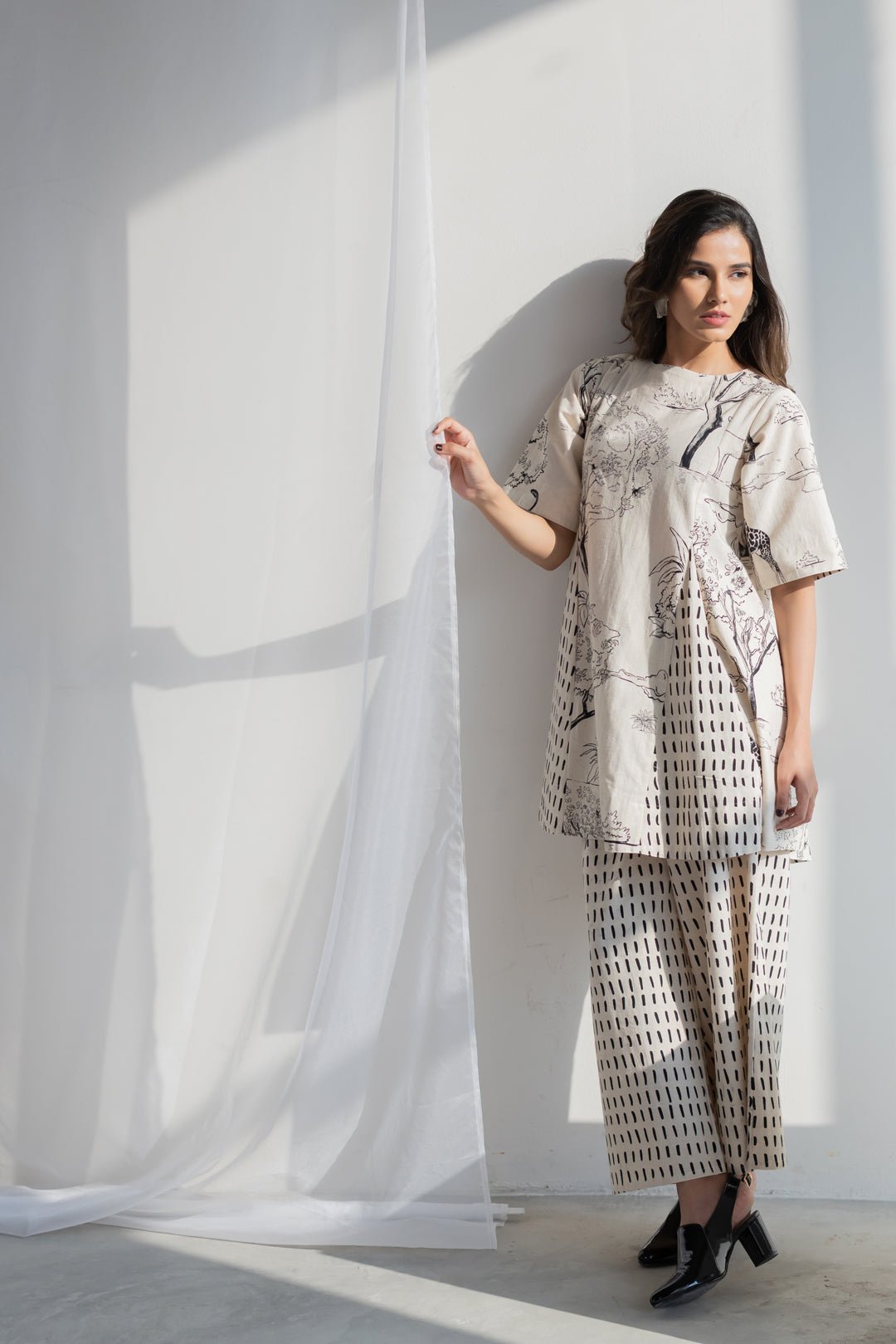 Alabaster Safari Trace Short Tunic - CiceroniTunicsSilai Studio