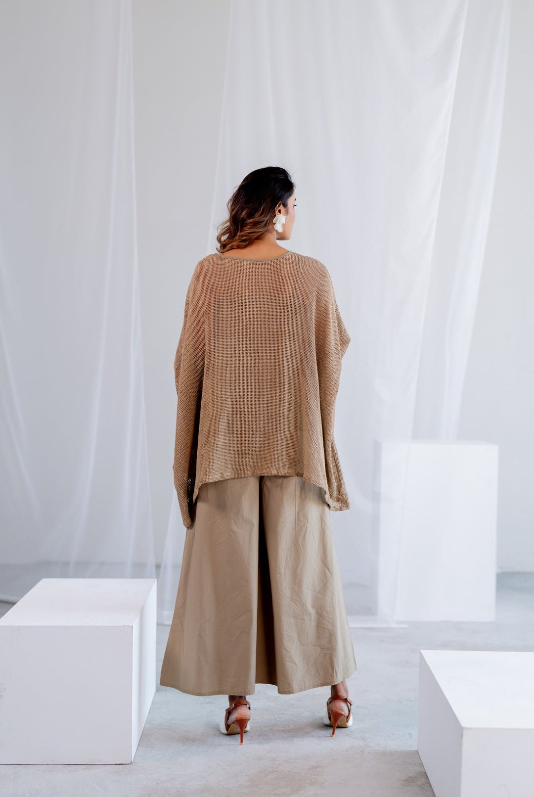 Almond Mesh Kaftan - CiceroniTopsSilai Studio