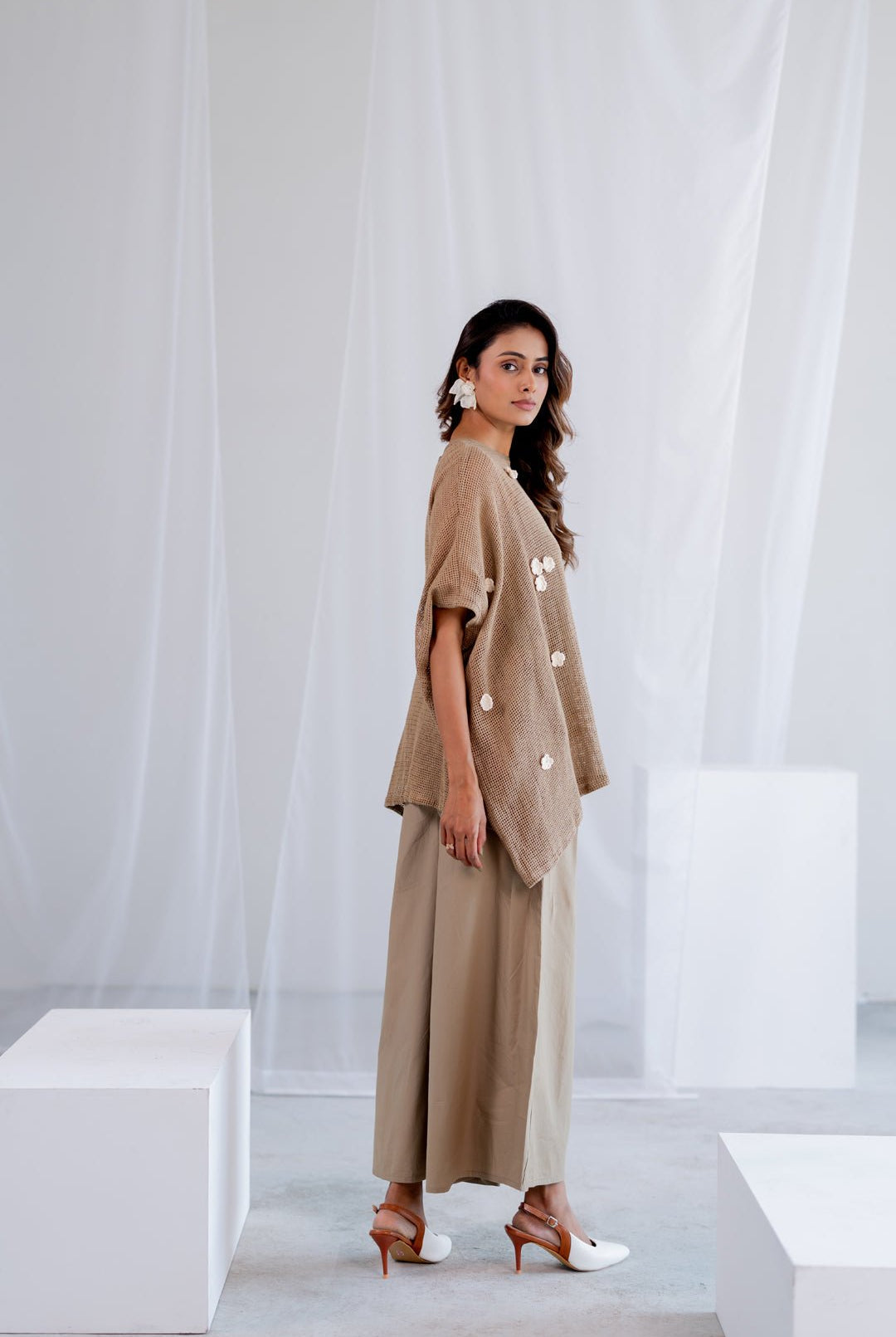 Almond Mesh Kaftan - CiceroniTopsSilai Studio