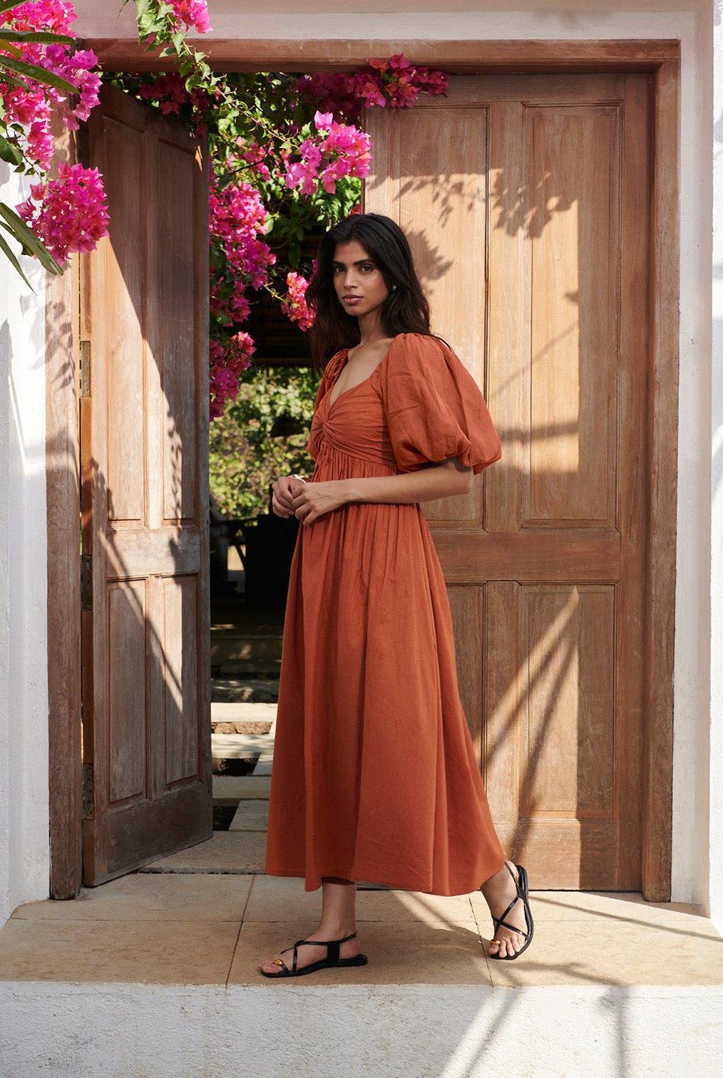 Amber Co - Linen Front Twist Dress - CiceroniDressesSaphed