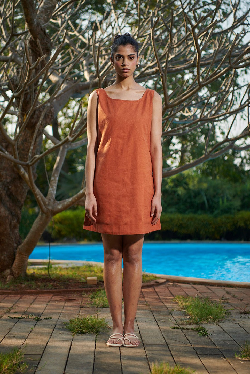 Amber Co - Linen Shift Dress - CiceroniDressesSaphed