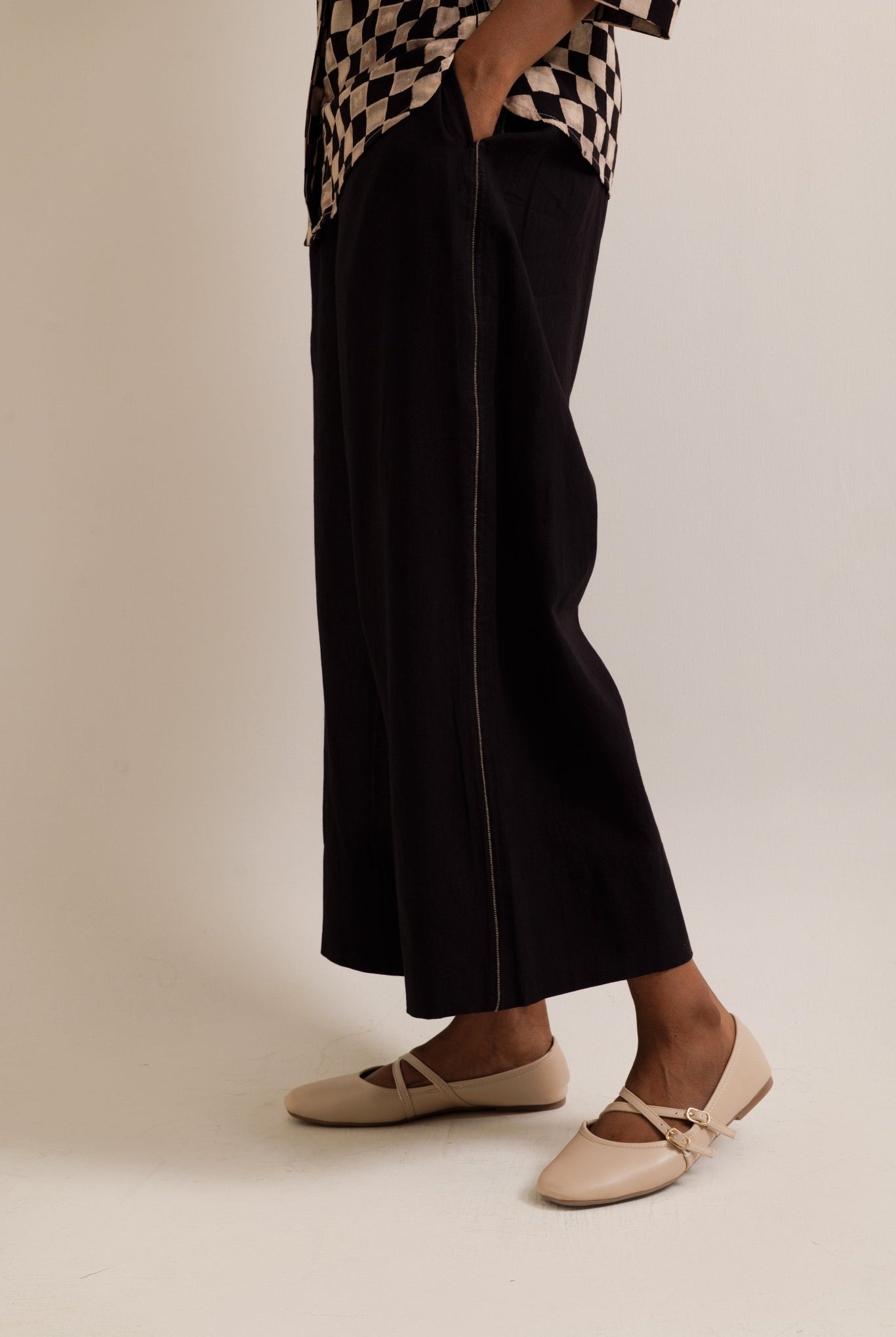 Ameya Set - CiceroniCo - ord SetKajal Agarwal