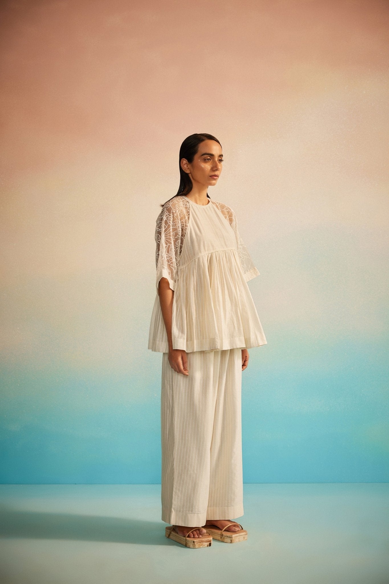 Ami Jaal Raglan Top - CiceroniTopsAhmev