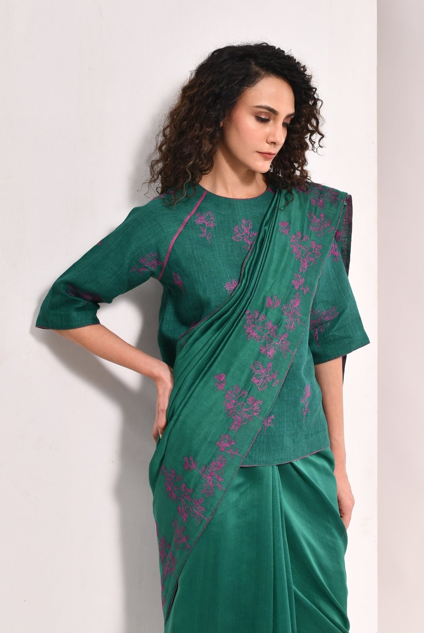 Amrita Sari - Forest Green - CiceroniSareeHiranya