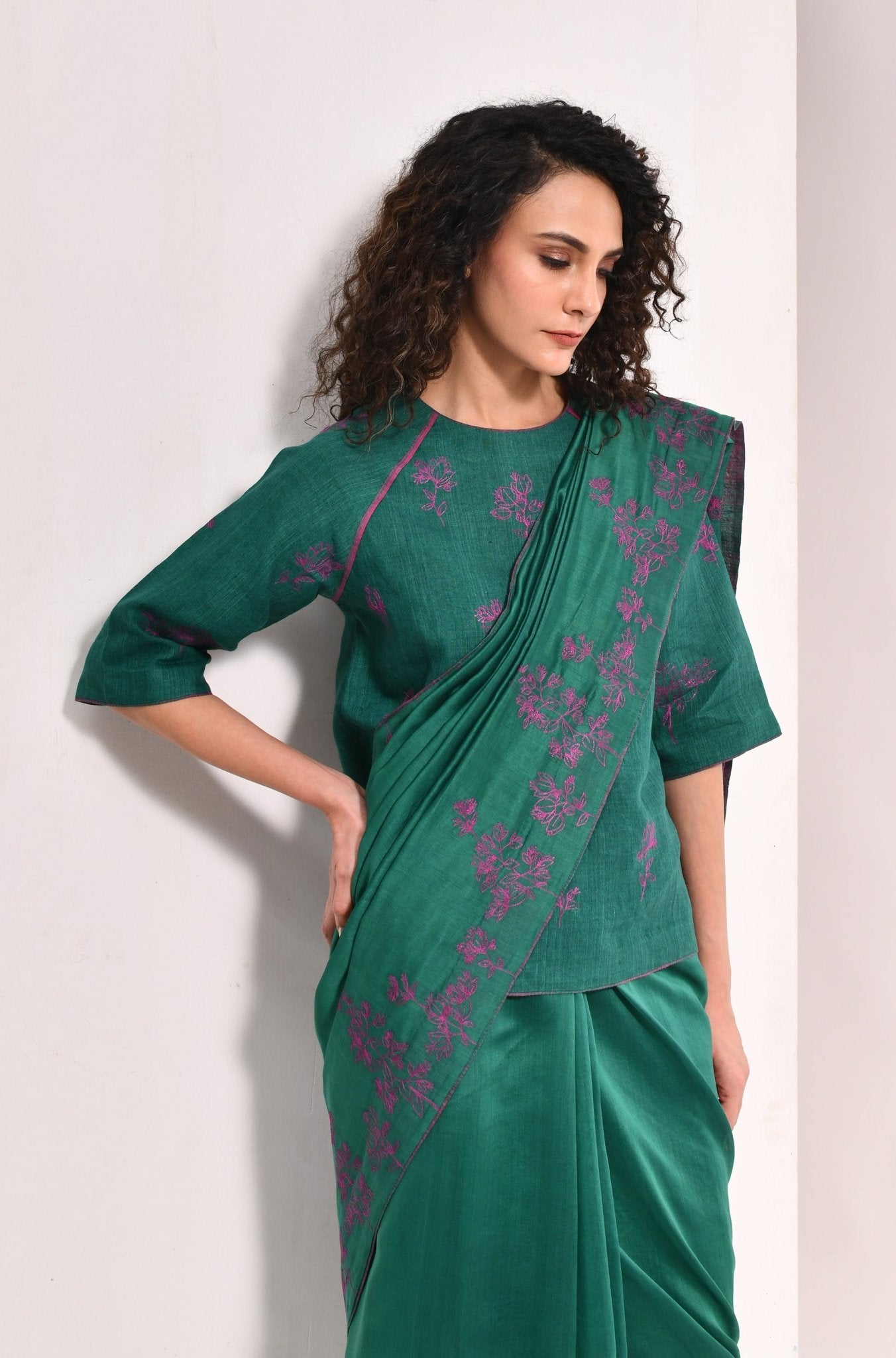 Amrita Sari - Forest Green - CiceroniSareeHiranya