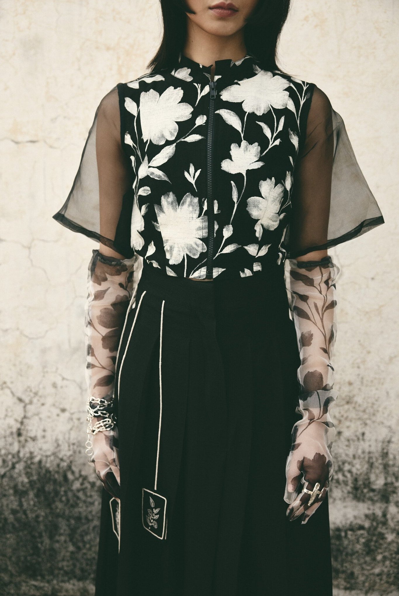 AN Bloom Crop Top - Black - CiceroniCrop TopATBW