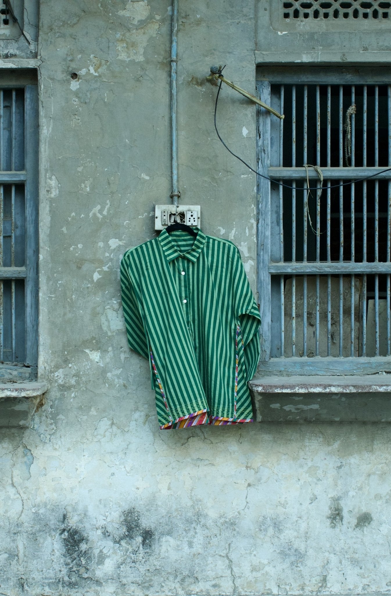 Anaaro - dill green Khamis shirt in 100% cotton block printed flared shirt - CiceroniUnisex ShirtsAnaaro