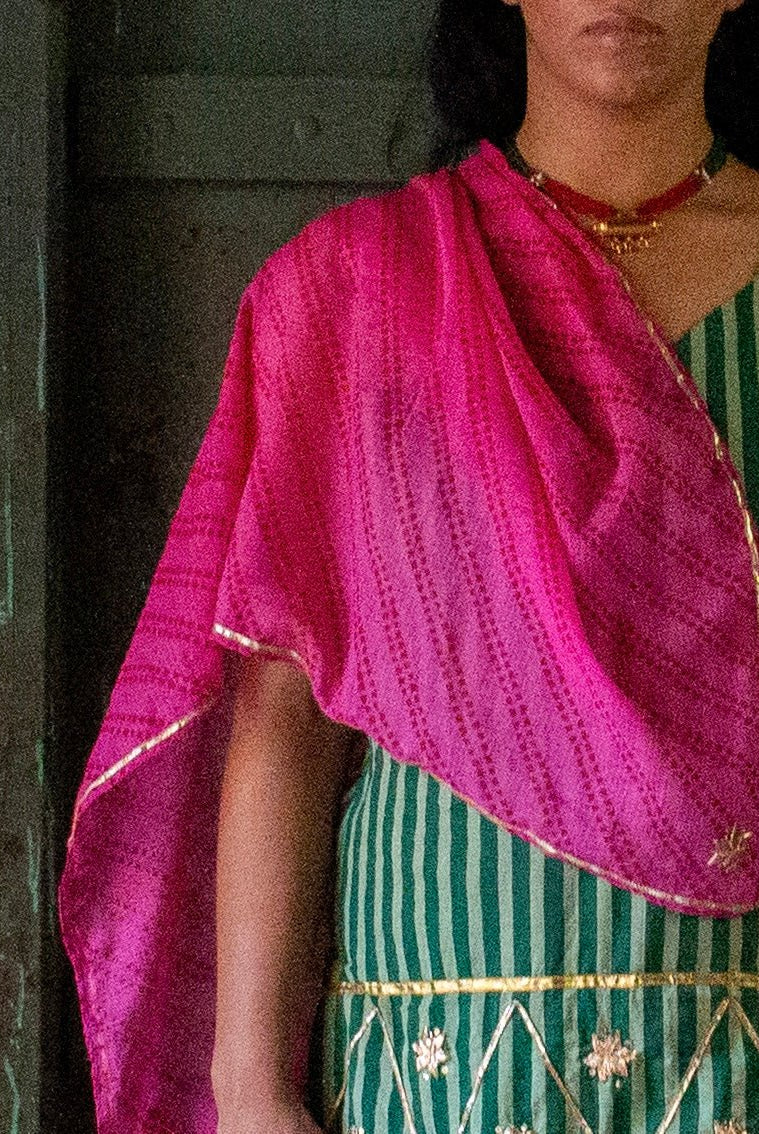 Anaaro - fuschia pink hand block print cotton kota doria dupatta - CiceroniDupattaAnaaro