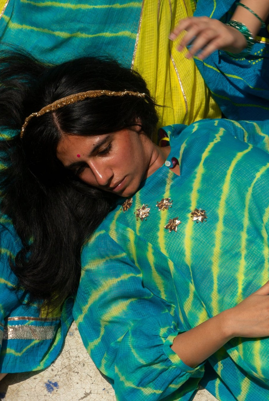 Anaaro - turquoise blue and lime yellow 100% cotton kota doria a-line leheriya tunic top with pants set - Ciceronitunic setAnaaro