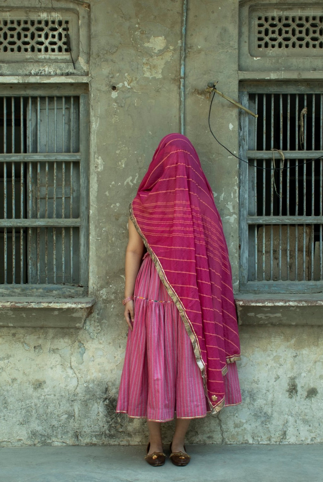 Anaaro - watermelon pink hand block print cotton kota doria dupatta - CiceroniDupattaAnaaro