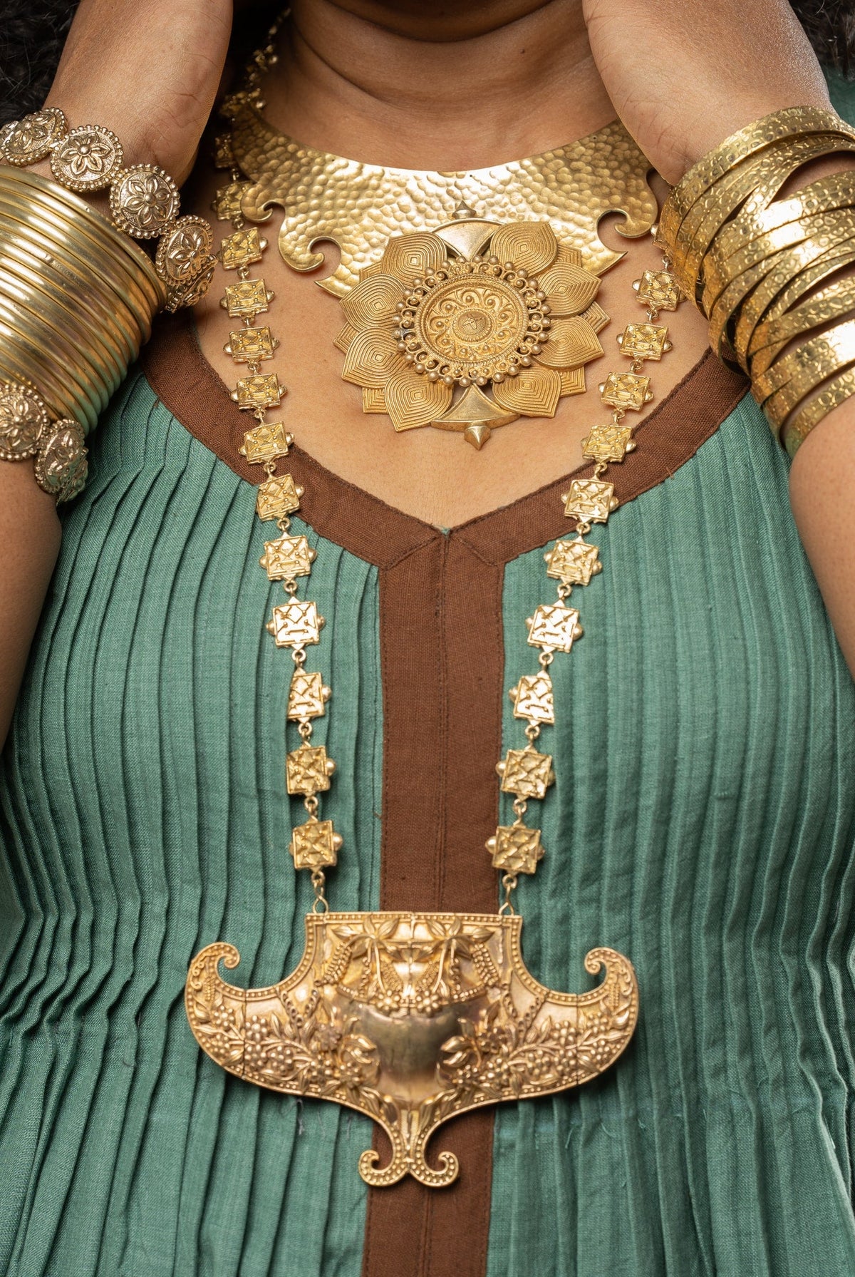 Anki Bunki Aditi – Nritya - Gold Brass Necklace - CiceroniNeckpieceAnki Bunki