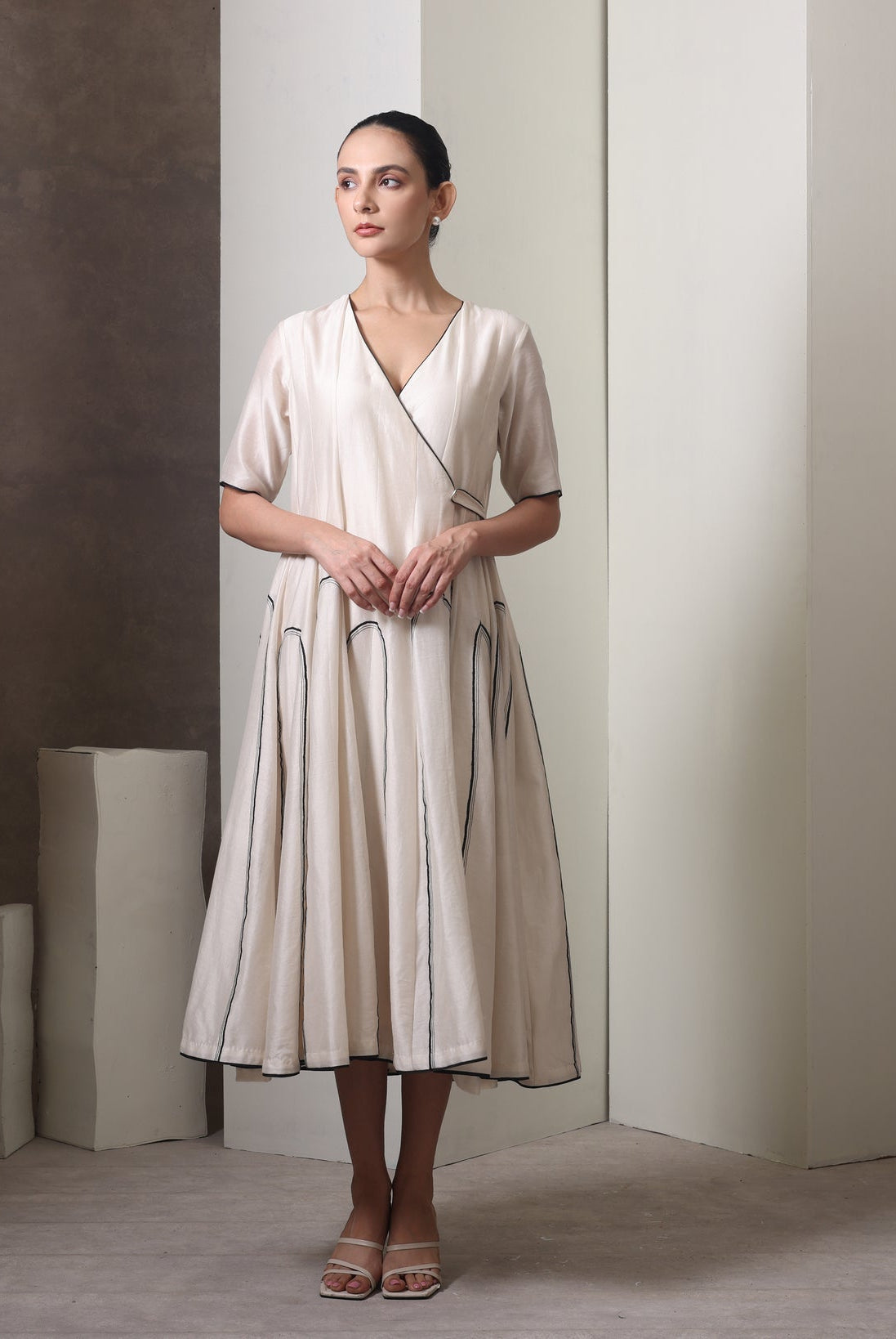 Arch Overlaped Dress - CiceroniDressesChokhi Chorri