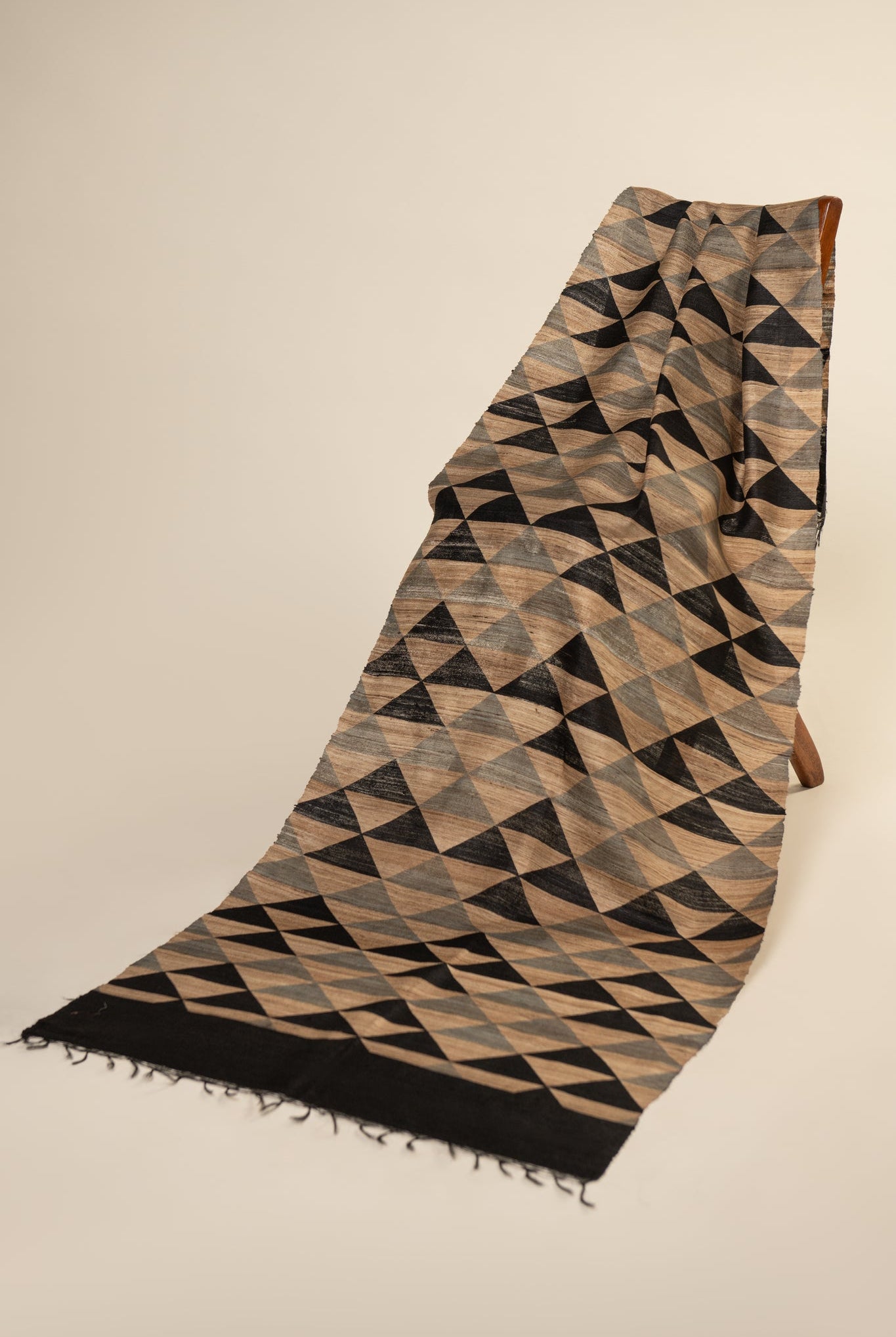 Arrow Tussar Peace Silk Scarf - CiceroniMens ScarfAeshaane