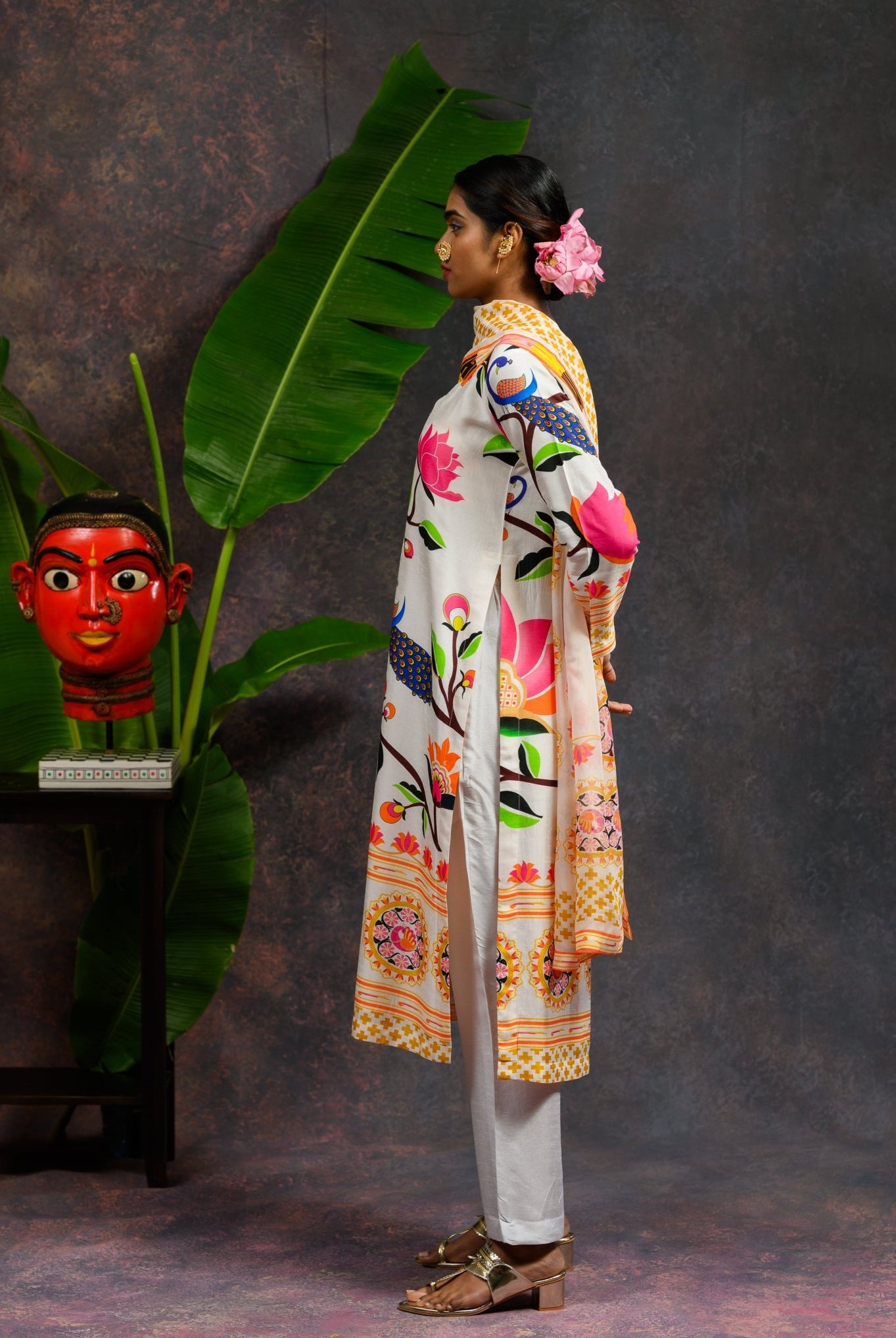 Asawali White Kurta Set - CiceroniKurta SetsPrachi Kamat