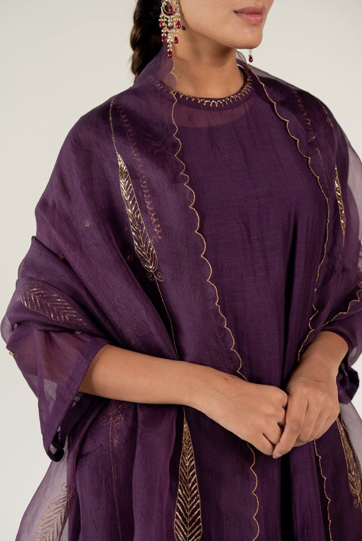 Aubergine Caftan Kurta Set with Shama Odhani - CiceroniKurta Set, Festive WearNirjara