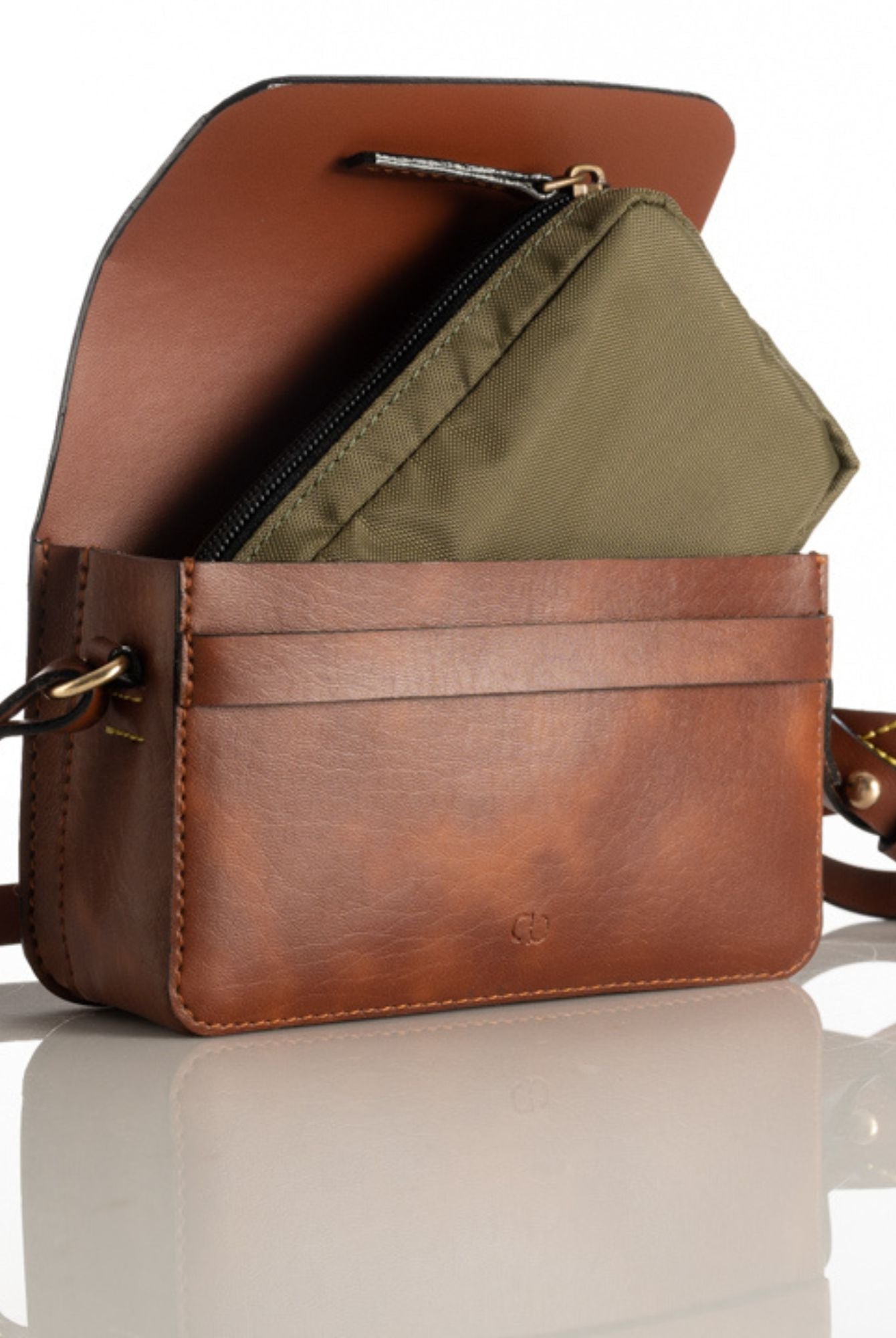 Auburn Sling 1 - CiceroniSling BagStudio Kassa