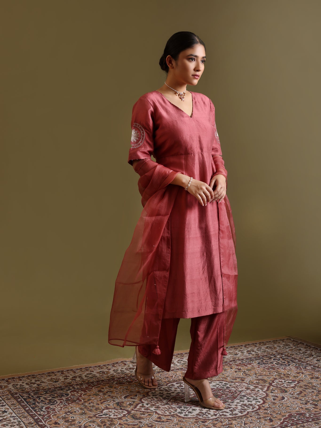 Aurira Outfit - CiceroniKurta Set, Festive WearChokhi Chorri