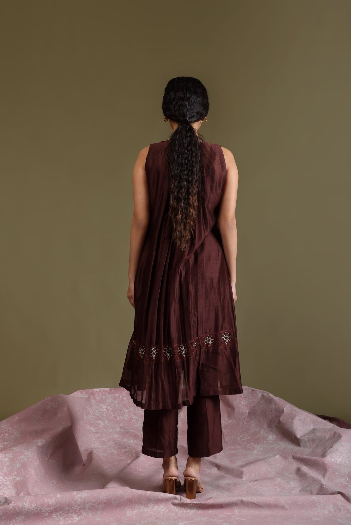 Avira Outfit - CiceroniKurta Set, Festive WearChokhi Chorri