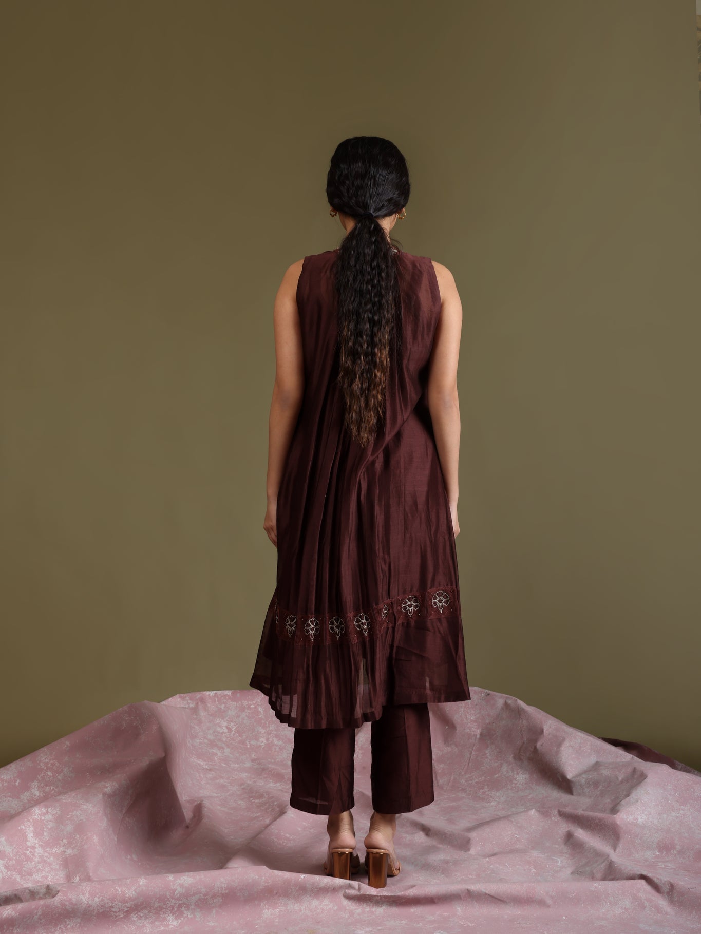 Avira Outfit - CiceroniKurta Set, Festive WearChokhi Chorri