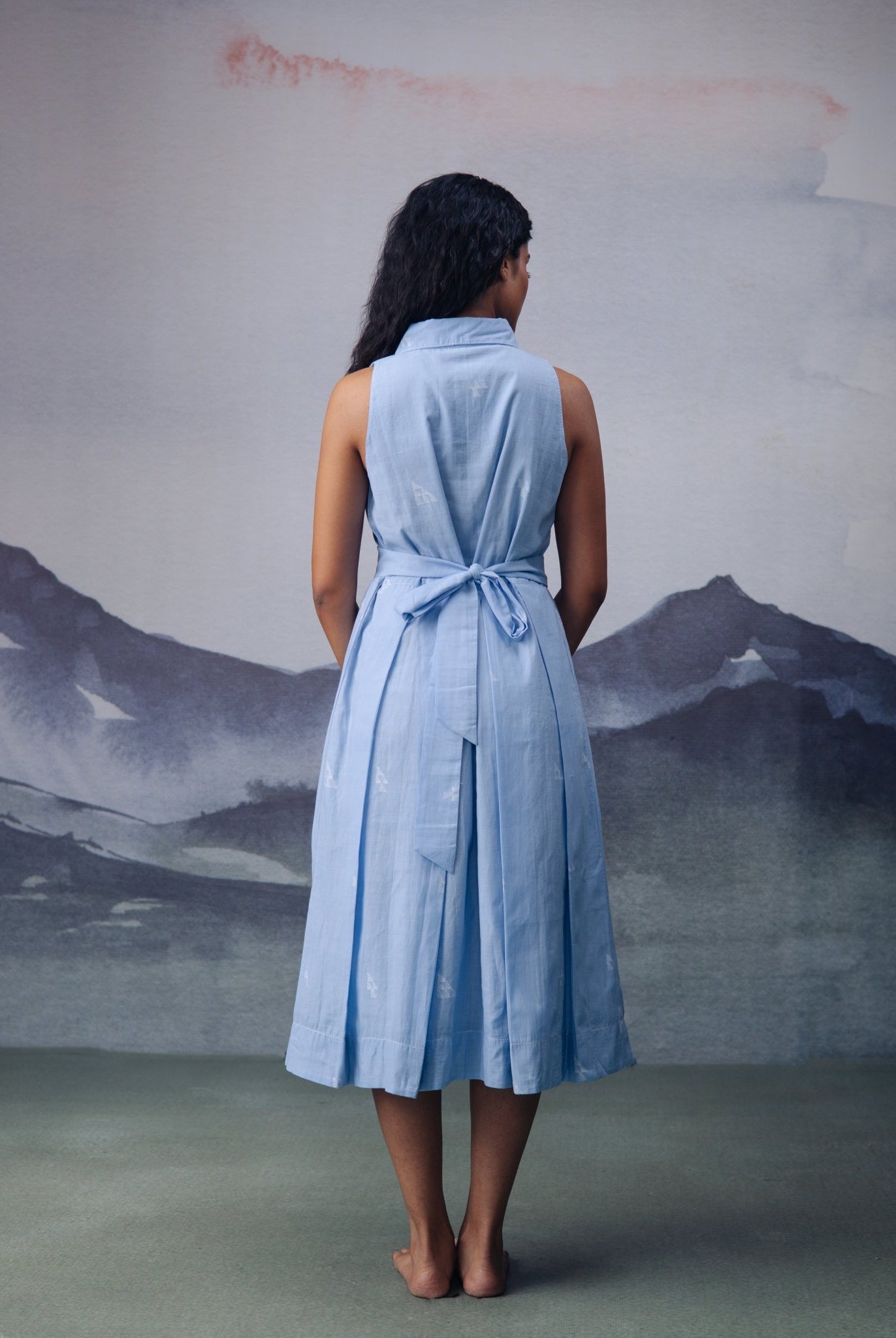 Azure Box Pleat Sleeveless Dress - CiceroniDressesGulmohar Calcutta