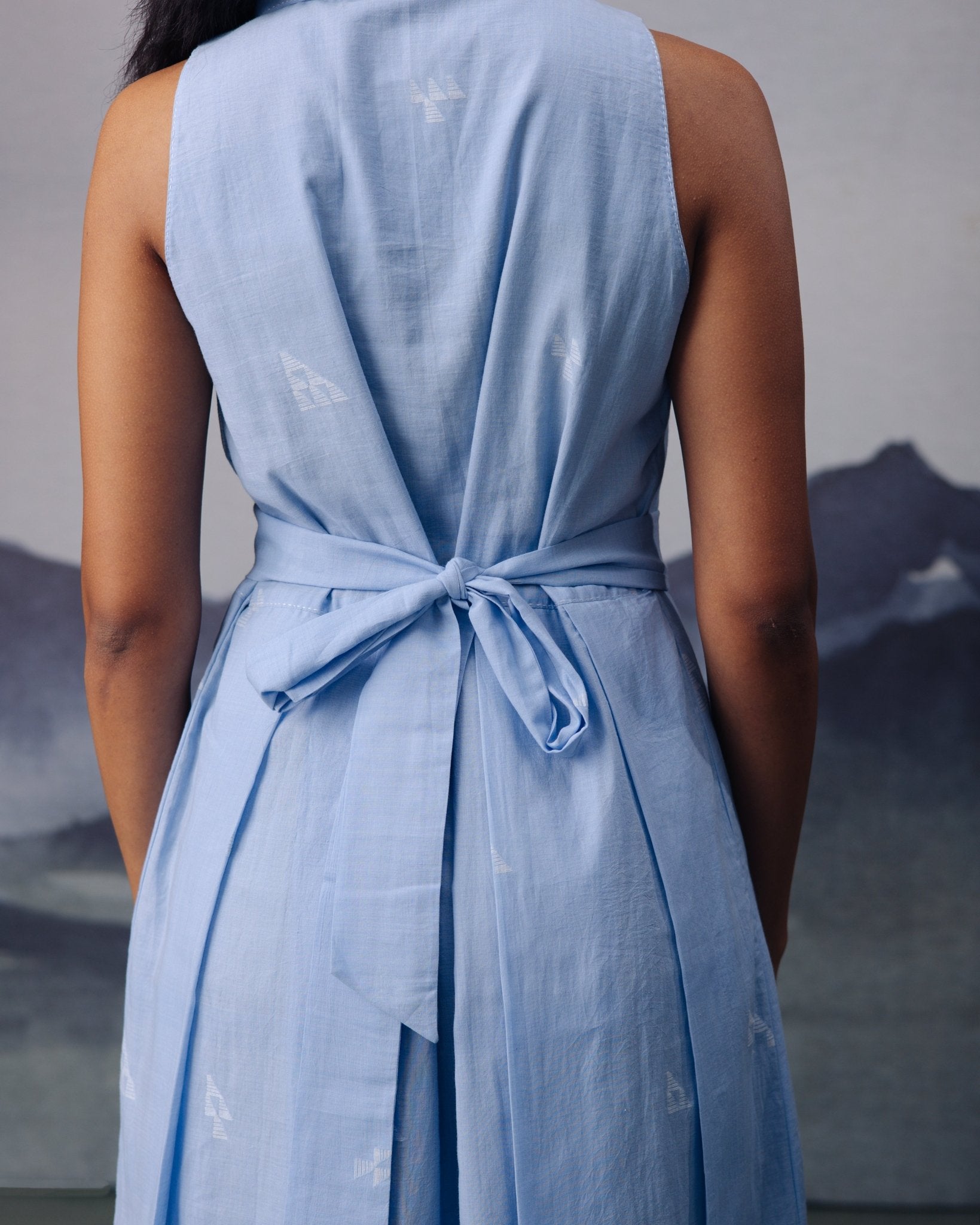Azure Box Pleat Sleeveless Dress - CiceroniDressesGulmohar Calcutta