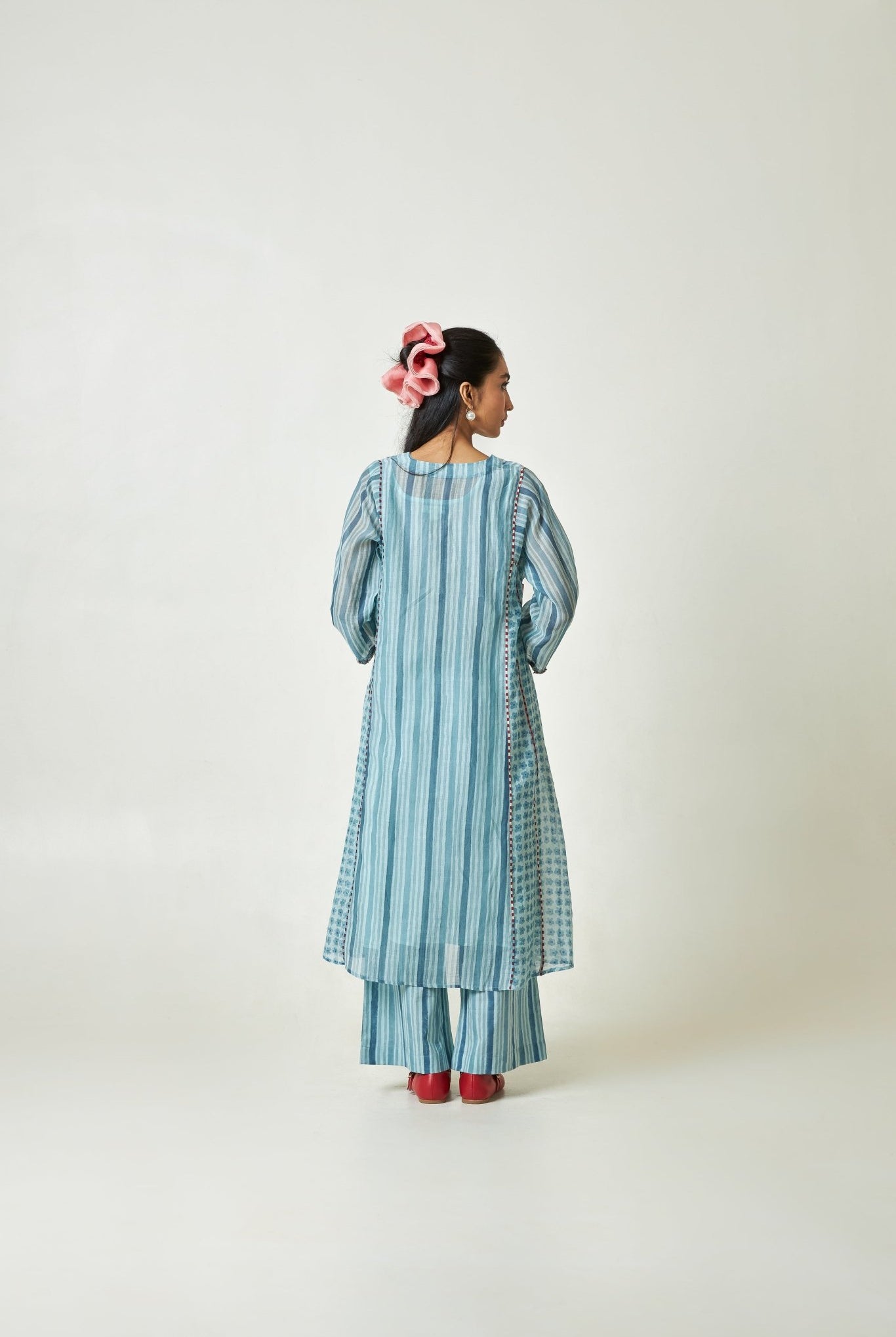 Azure Drift Block printed Kurta Set - CiceroniKurta SetPants and Pajamas
