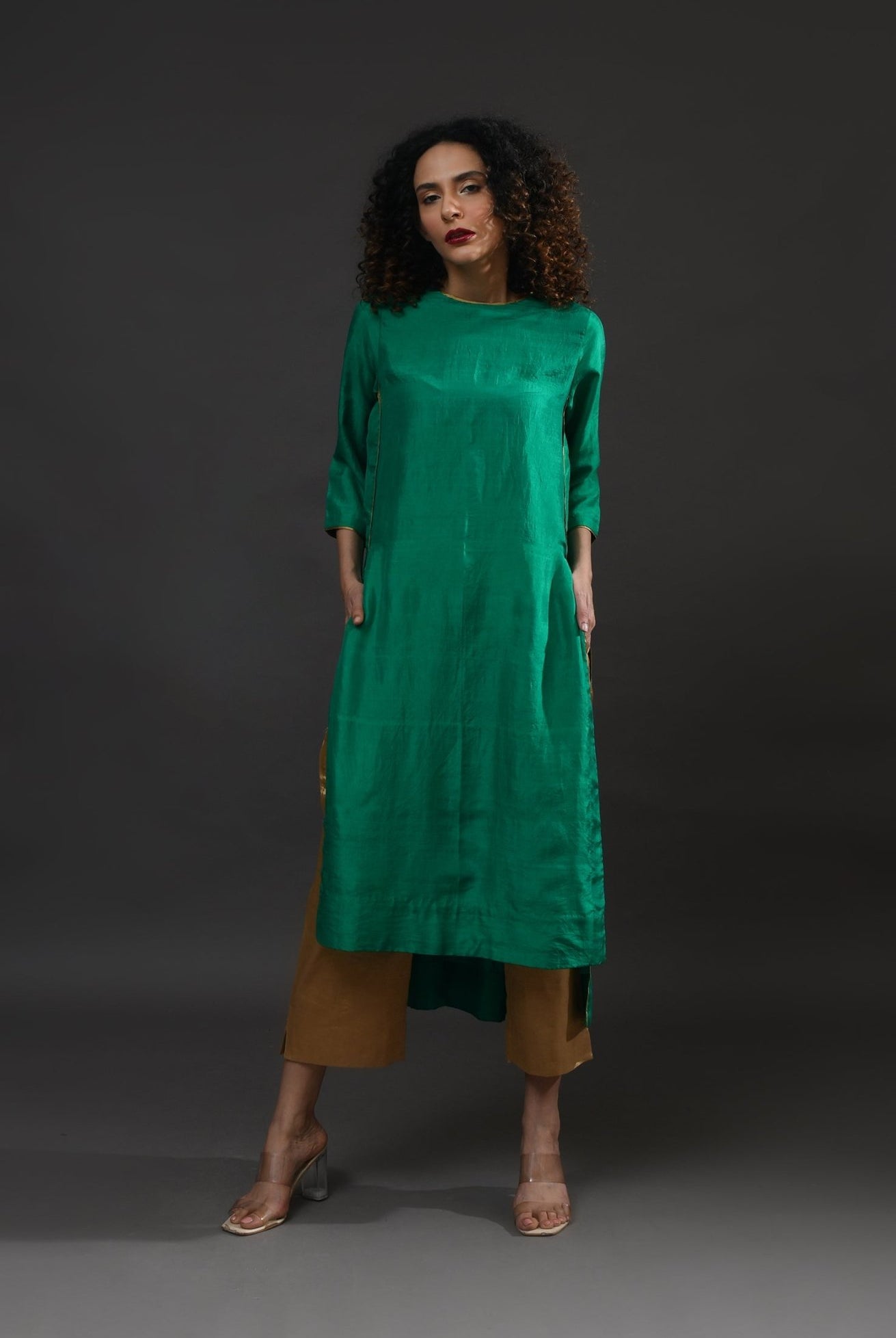 Back Gather Mulberry Silk Kurta Set with Striped Tissue Dupatta (Set of 3) - Emerald - CiceroniKurta Set, Festive WearHiranya