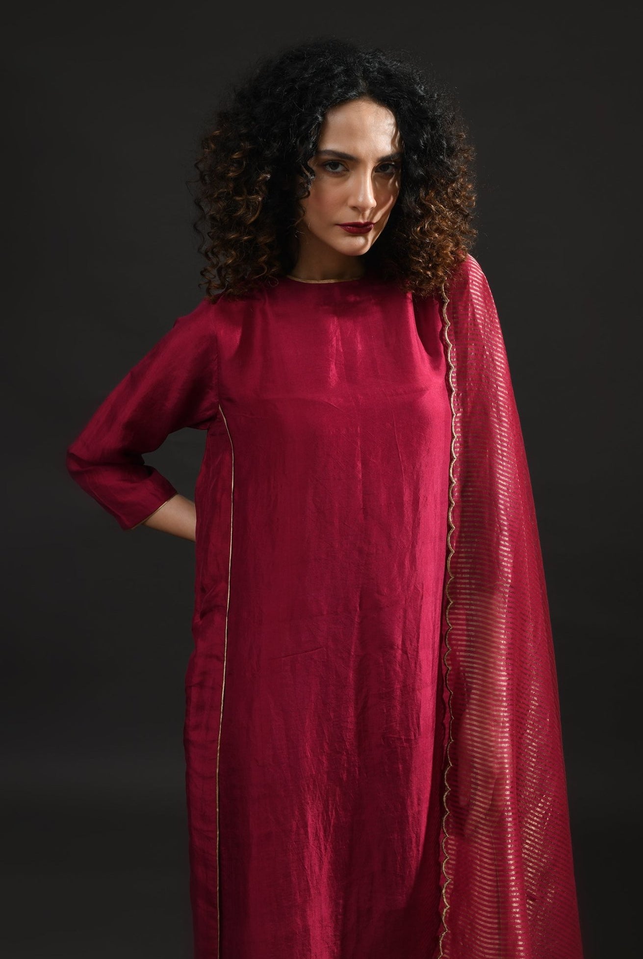 Back Gather Mulberry Silk Kurta Set with Striped Tissue Dupatta (Set of 3) - Wine - CiceroniKurta Set, Festive WearHiranya