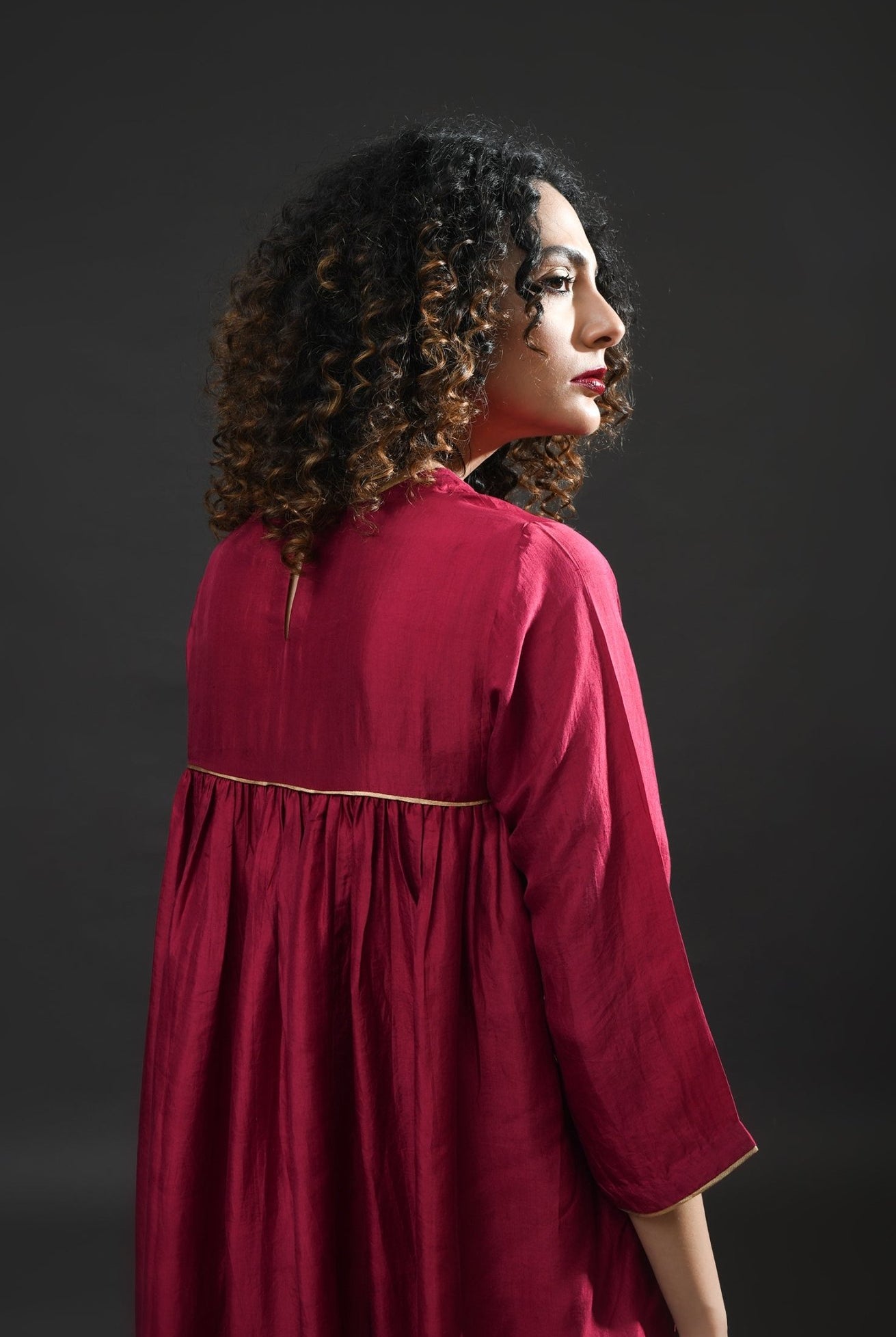 Back Gather Mulberry Silk Kurta Set with Striped Tissue Dupatta (Set of 3) - Wine - CiceroniKurta Set, Festive WearHiranya