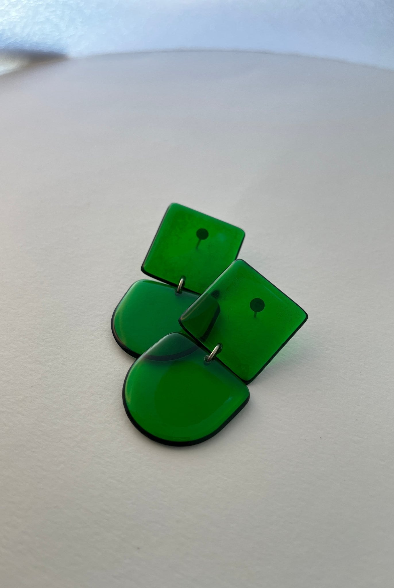 Back to the 60's - Arch Drop - Green - CiceroniEarringsShivani Vaishnavi