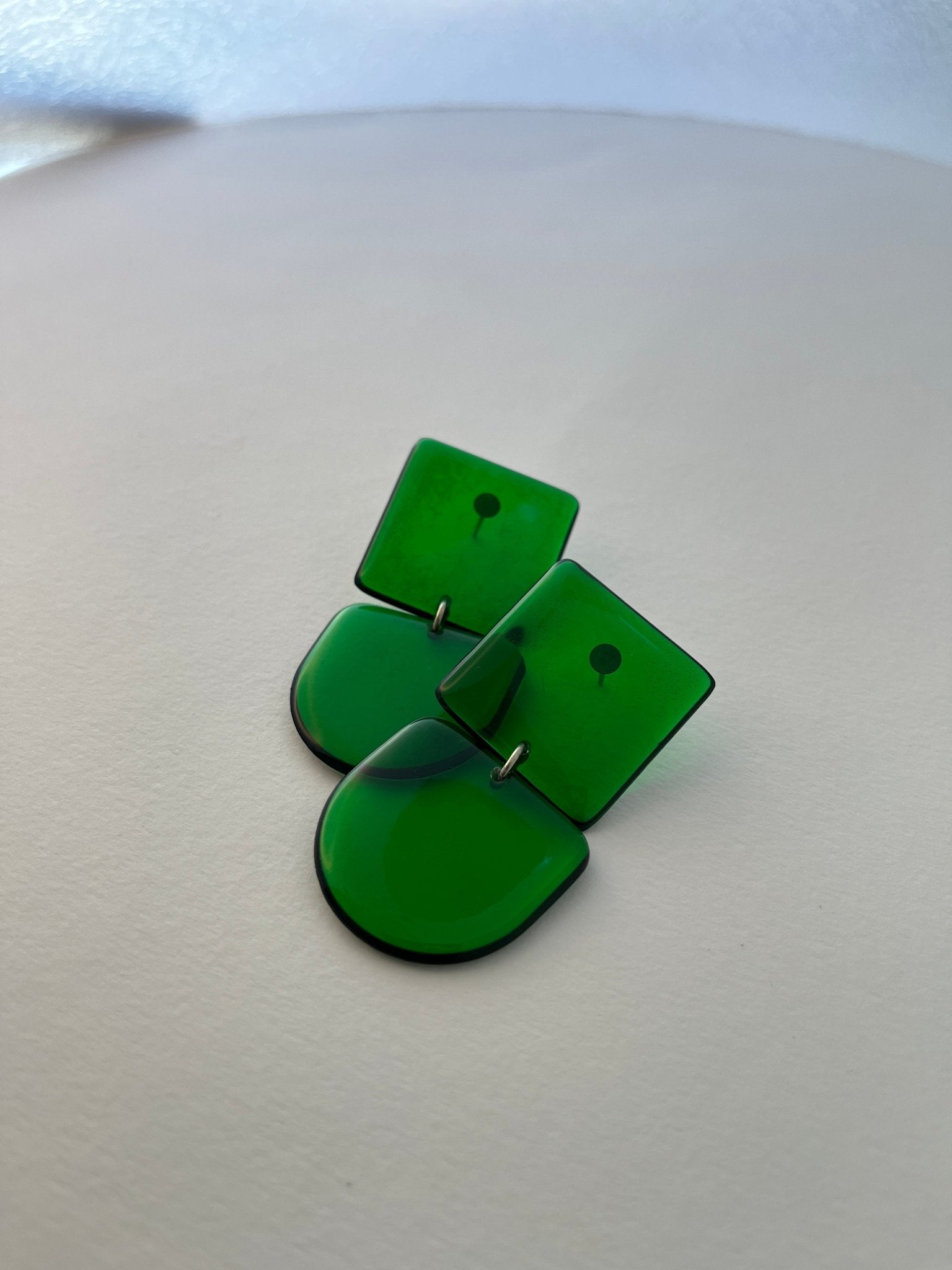 Back to the 60's - Arch Drop - Green - CiceroniEarringsShivani Vaishnavi