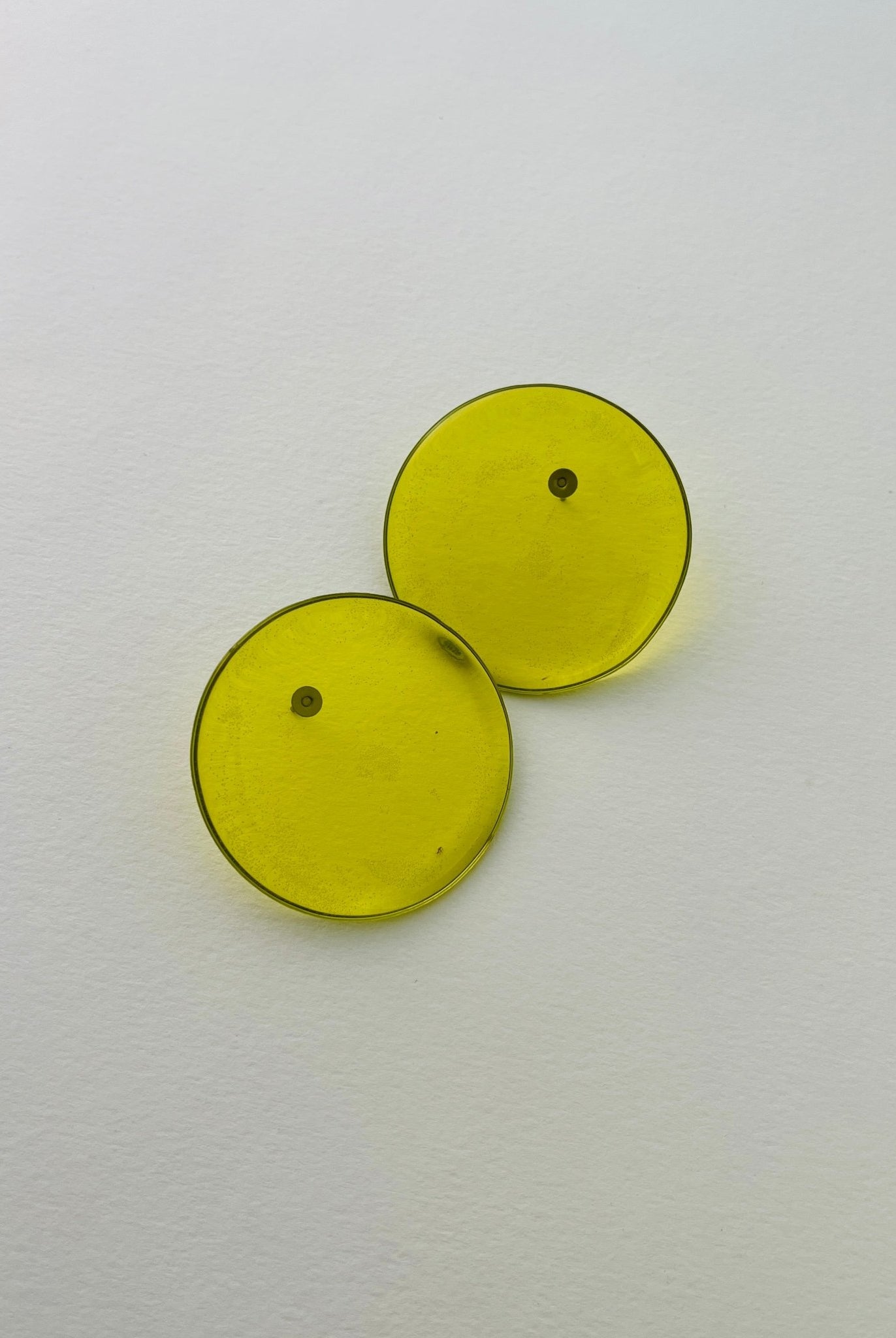 Back to the 60's - Circular - Olive - CiceroniEarringsShivani Vaishnavi