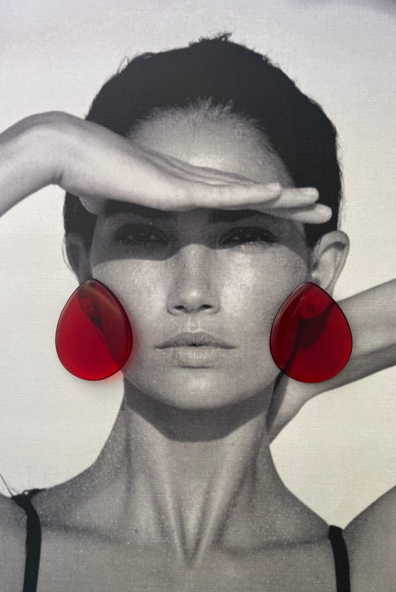 Back to the 60's - Drop - Red - CiceroniEarringsShivani Vaishnavi