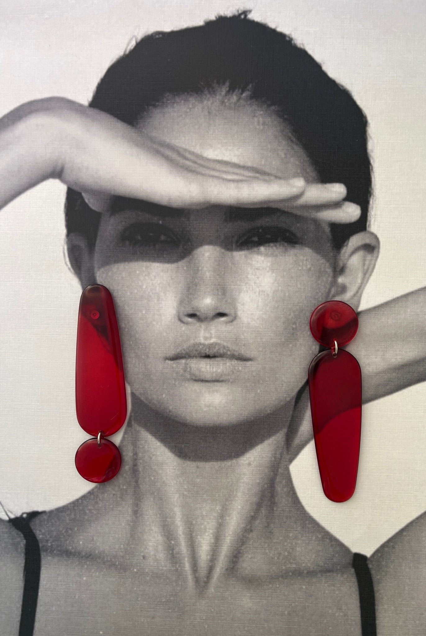 Back to the 60's - Elongated - Red - CiceroniEarringsShivani Vaishnavi