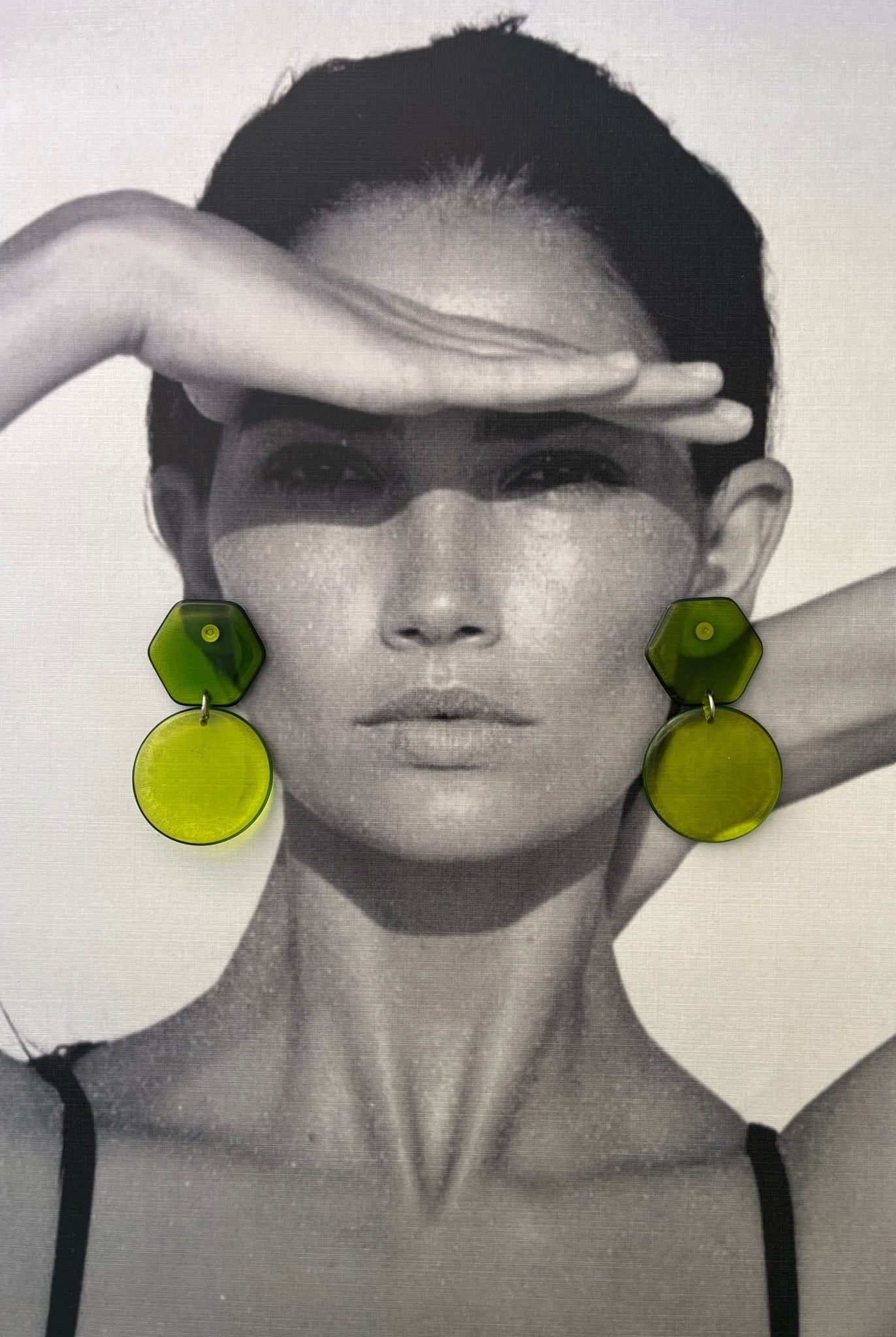 Back to the 60's - Hexagon - Green - CiceroniEarringsShivani Vaishnavi