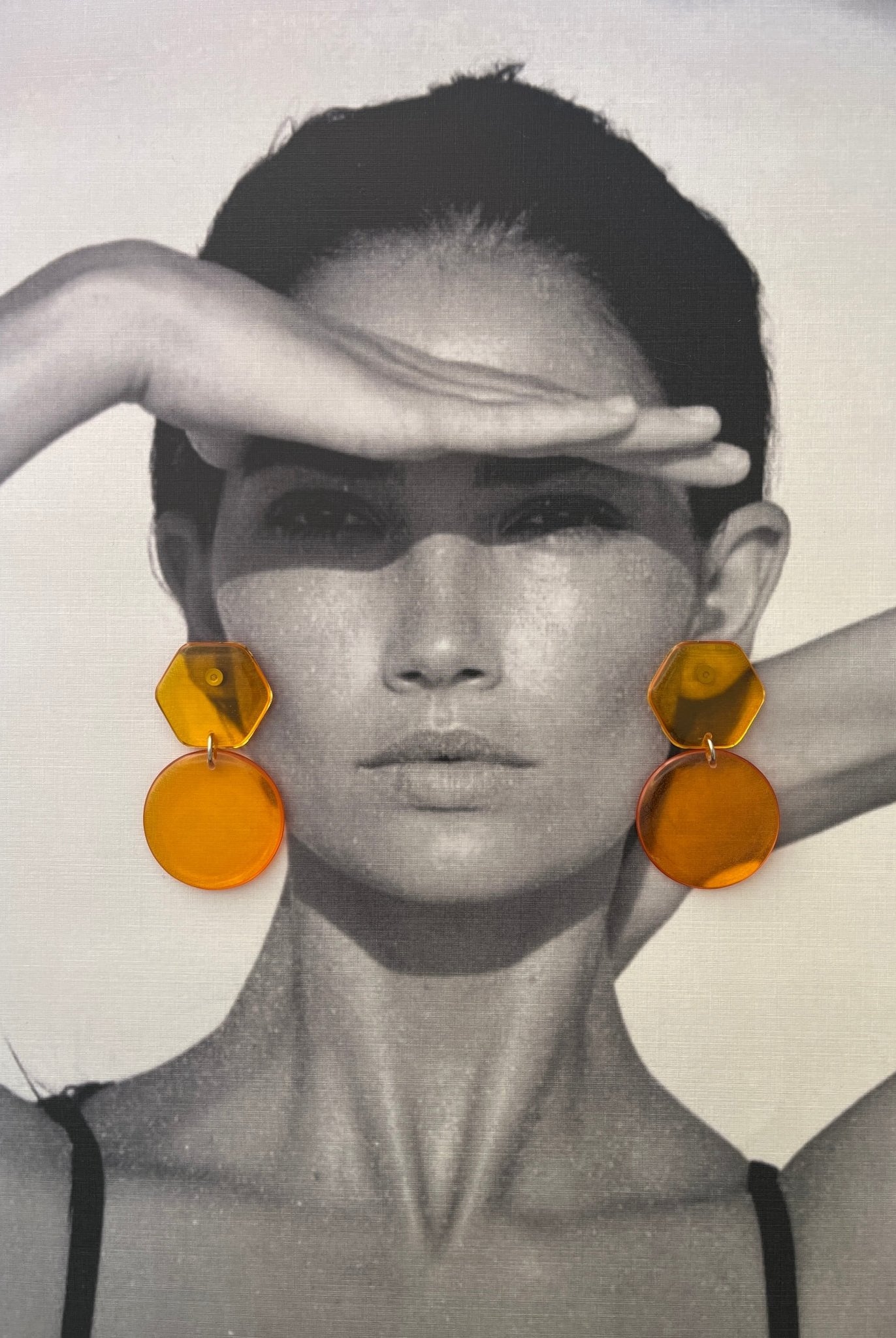 Back to the 60's - Hexagon - Orange - CiceroniEarringsShivani Vaishnavi