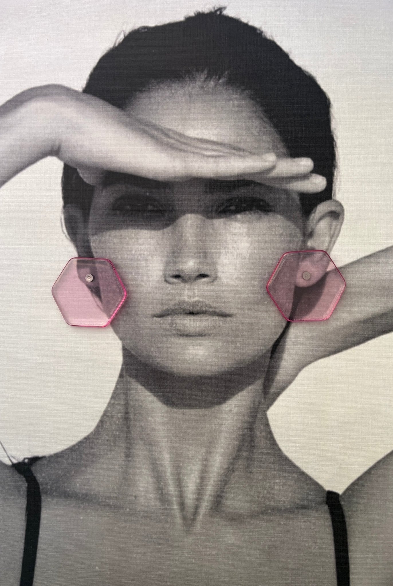 Back to the 60's - Hexagonal - Pink - CiceroniEarringsShivani Vaishnavi