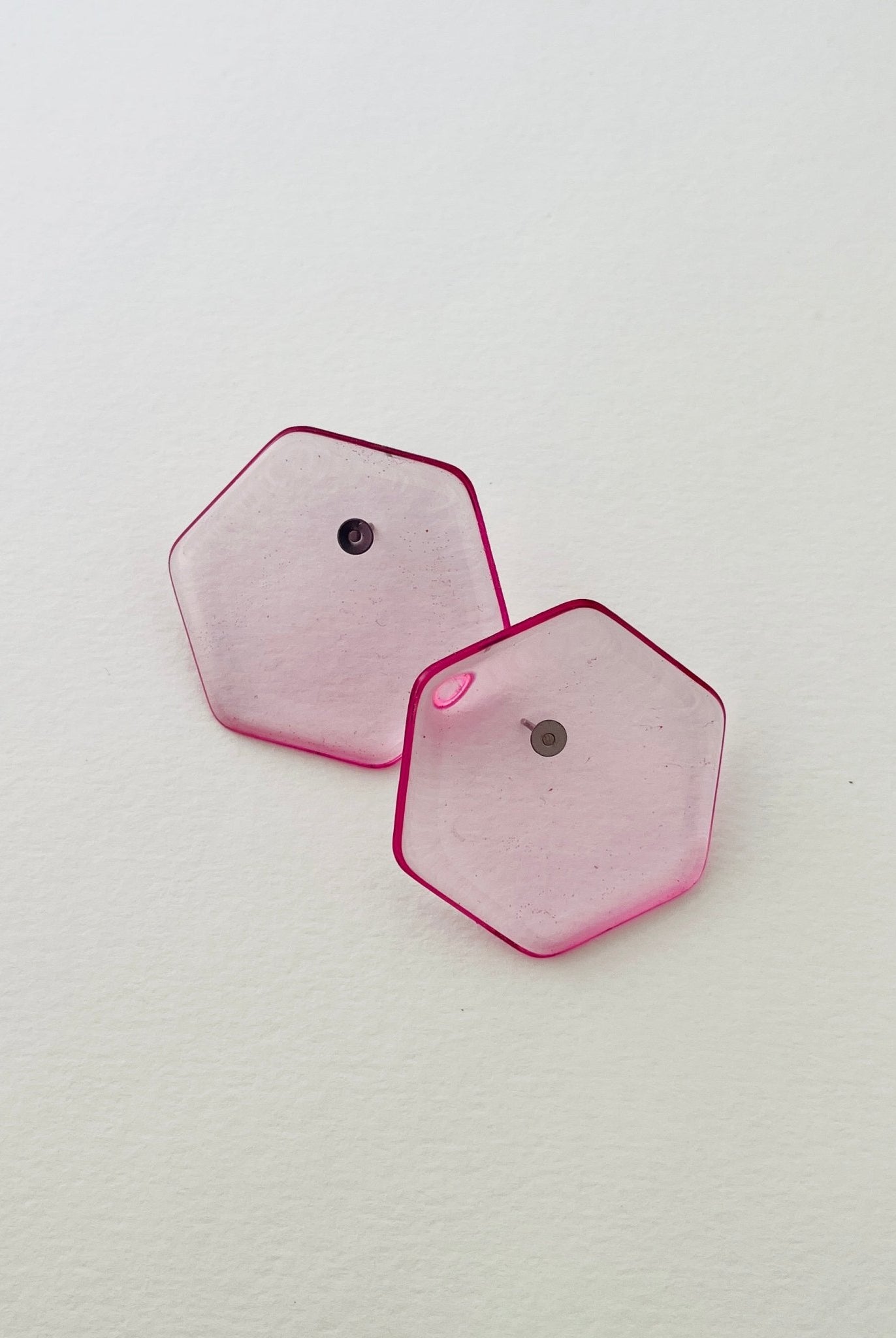 Back to the 60's - Hexagonal - Pink - CiceroniEarringsShivani Vaishnavi